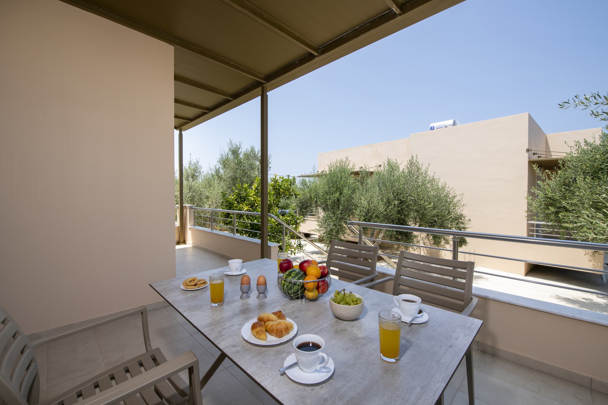 Ground floor: (Living room(TV, dining table, seating area), Kitchen(electric kettle, toaster, cooker, hood, coffee machine, oven, fridge-freezer), bedroom(double bed), bedroom(single bed), bathroom(shower, washbasin, toilet))\n\ngrill, terrace, garden, garden furniture, sun loungers, parking, swimming pool(shared with other guests), Sunscreen