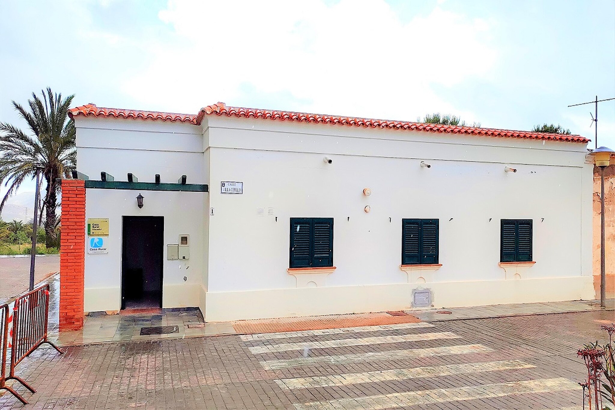 An optional utilities and service fee of EUR 50,00 will be charged before your arrival. Details are given below.<br> Stay in this nice holiday home offering a private terrace where you can enjoy the admiring views while relishing the food and drinks. This place is ideal for a vacation with family or friends. On the nice patio, you can relax while soaking in the sun. The restaurants are located at a short distance which are worth trying. From the supermarket, you can shop for the essentials required for the stay. The centre is also a drive away from where you can shop. There are many interesting tourist attractions worth trying. In the well-equipped kitchen, you can prepare delicious meals and enjoy the food in the living area in the seating area. The bedrooms are comfortable for a peaceful sleep. This home has all the ingredients for a happy stay. <br><b> Optional Utilities & Service Package </b><br><b> An optional utilities and service package of EUR 50,00 </b> can be selected prior to your arrival. You will receive a separate communication with the payment link should you wish to include it.<br>This package ensures a seamless stay and conveniently covers services such as final cleaning, utility consumption, service support, and protection against minor damages or incidental costs during your stay.<br>Guests who prefer may manage these services independently, provided the property is returned in good order at check-out.