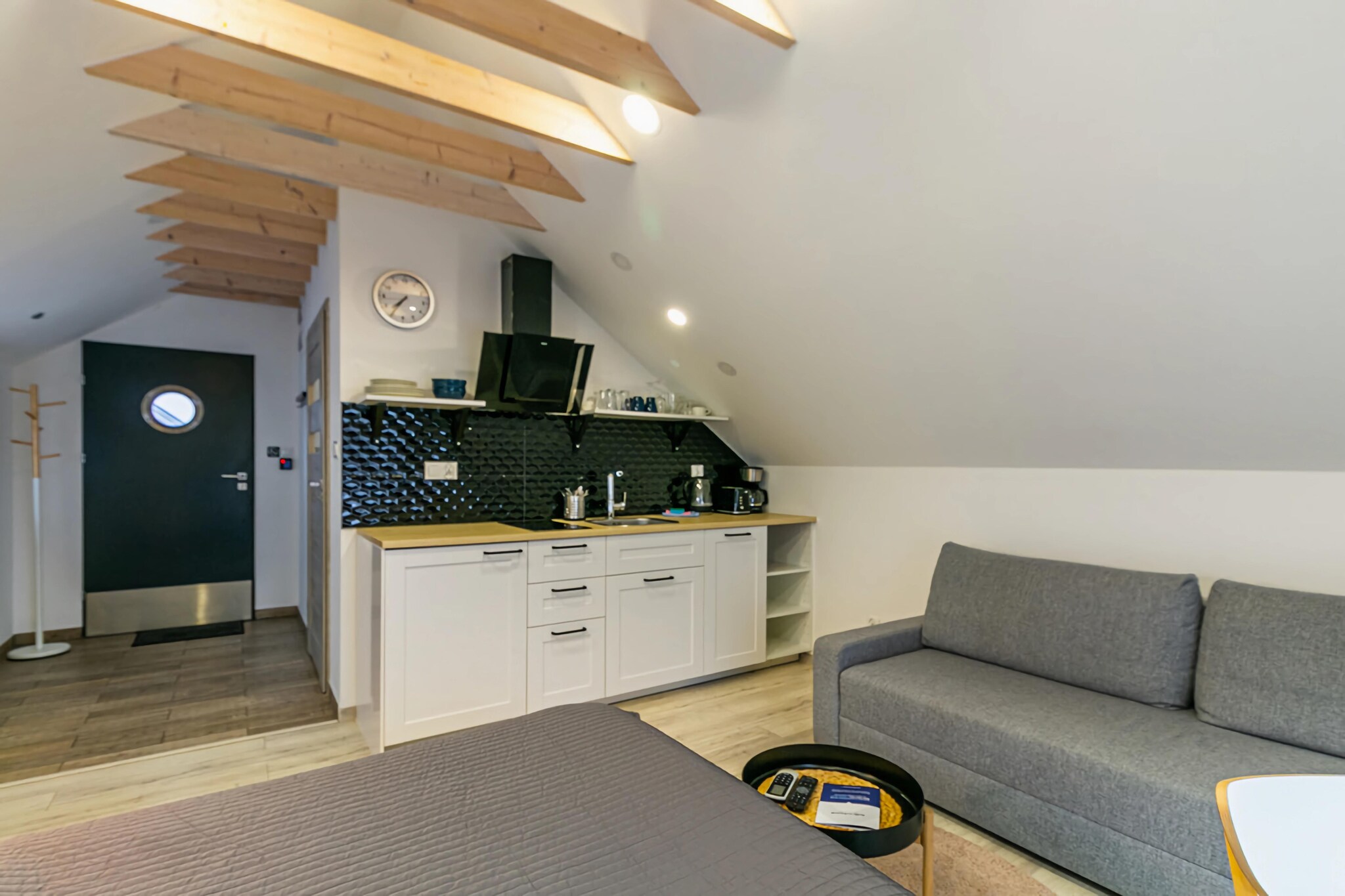 Comfortable holiday apartment, summer pool