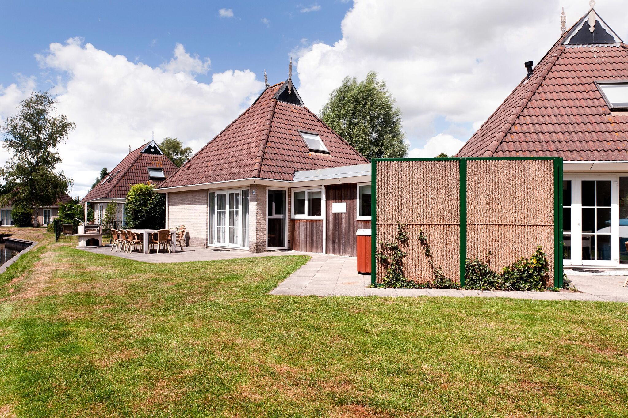 Familiehuis in Friesland met sauna en buitenspa