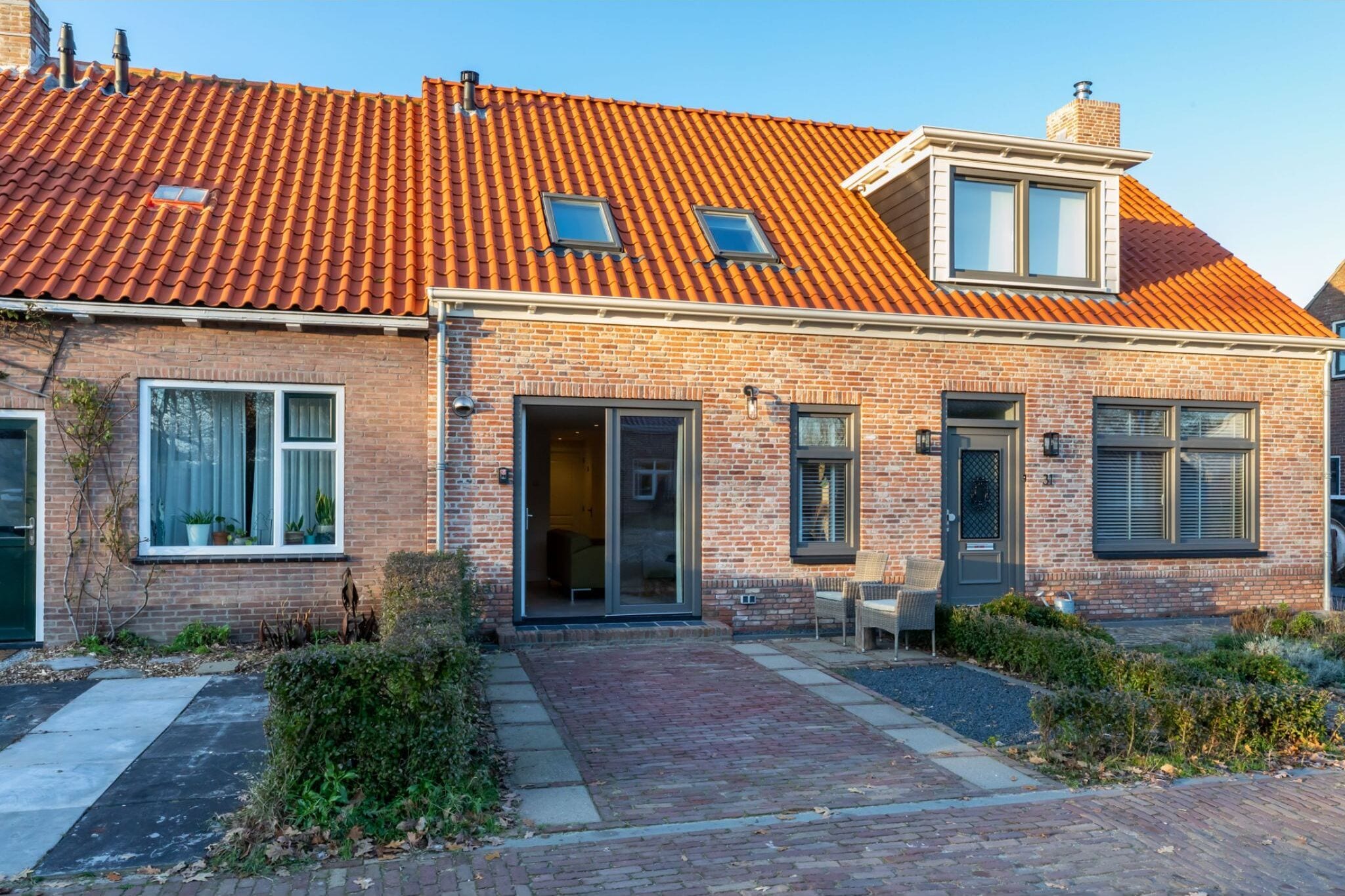 Cozy apartment in street of Westkapelle