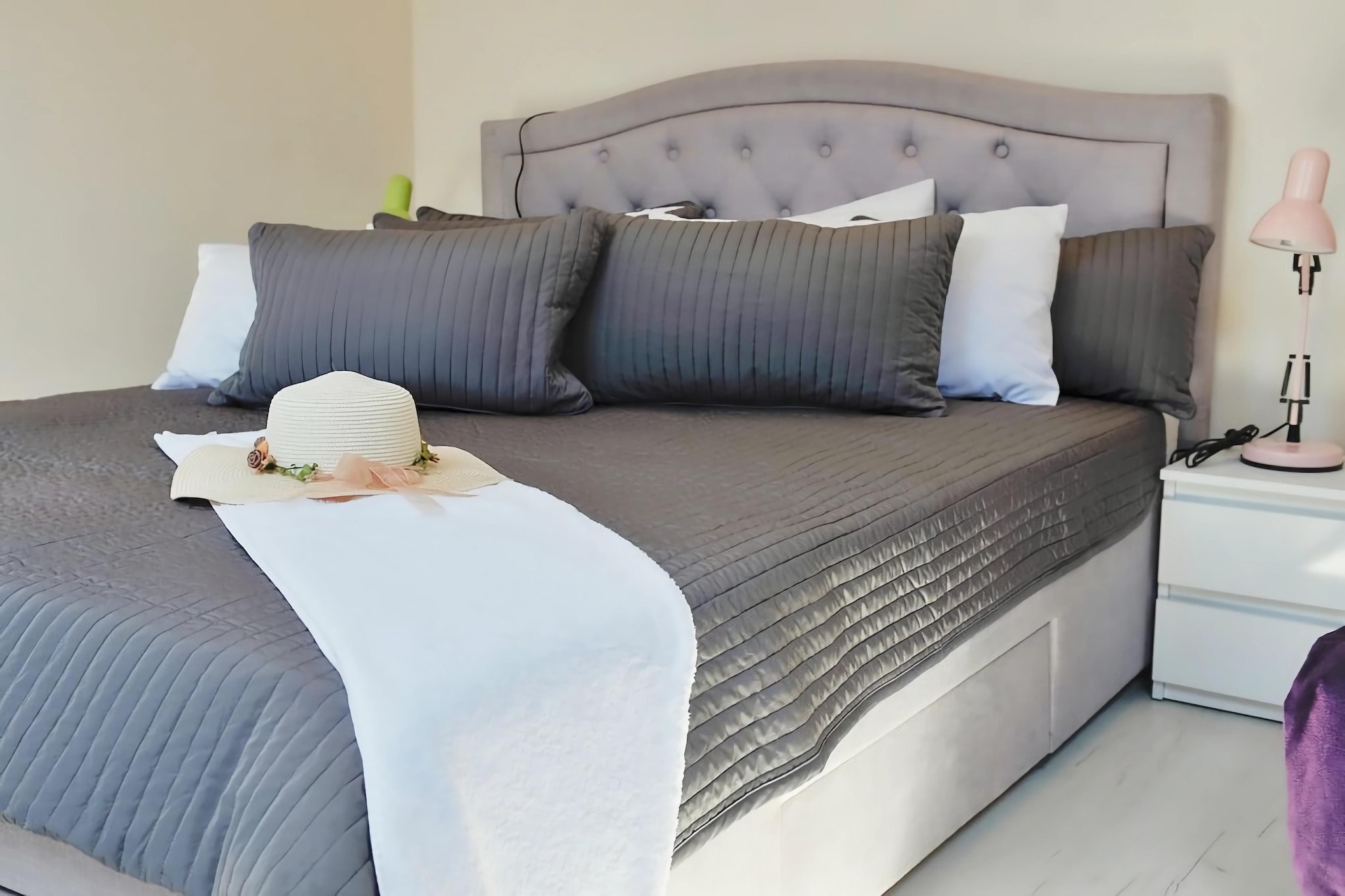 Bed Room