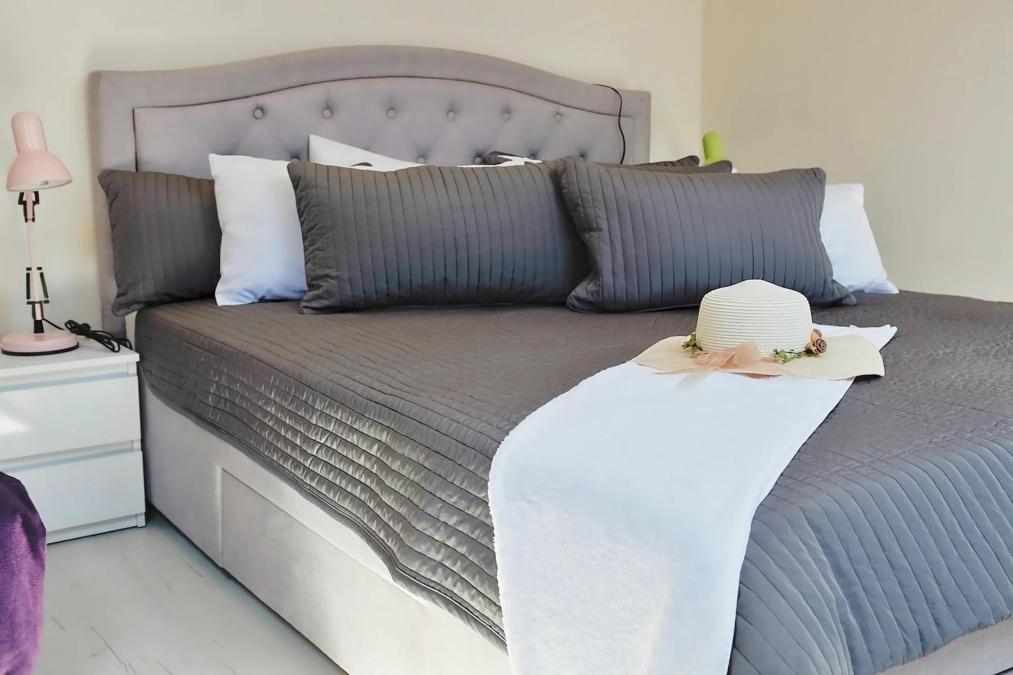 Bed Room