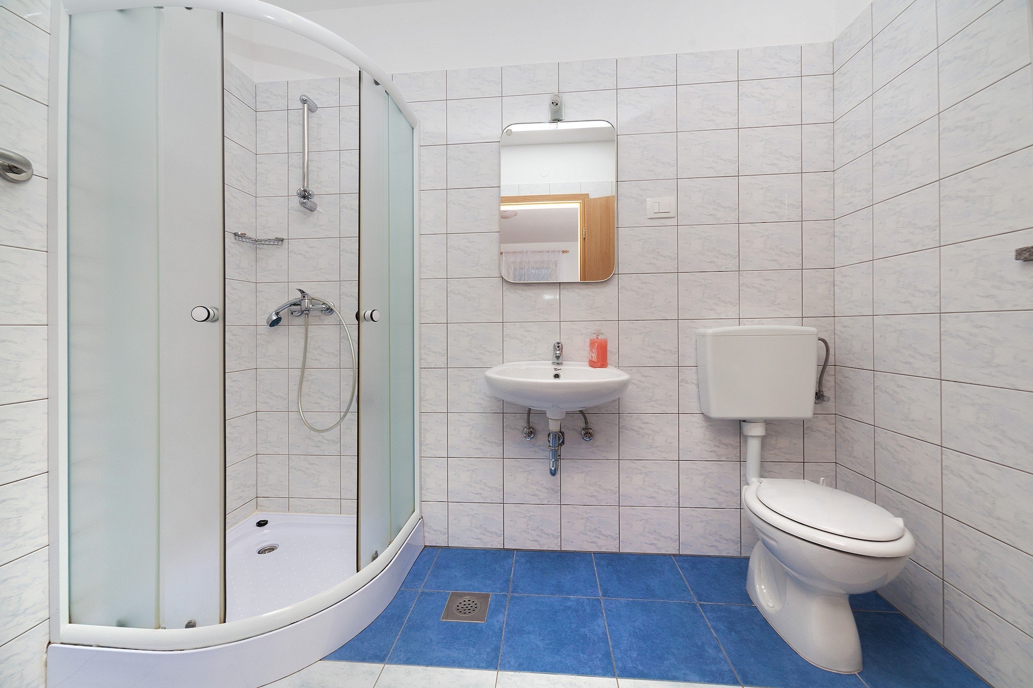 Apartments Barbara  - Studio Apartment-Badkamer