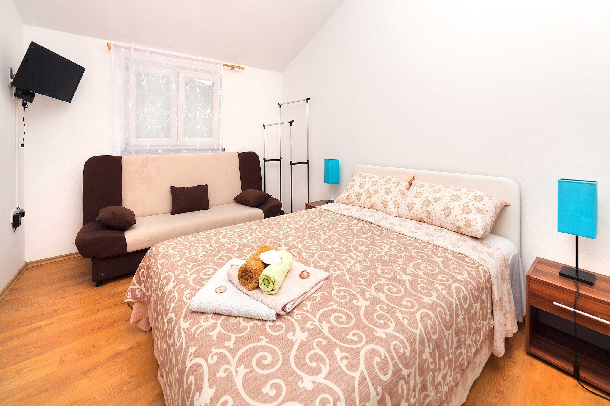 Apartments Barbara with  Swimming Pool - Three Bedroom Apartment with Swimming Pool