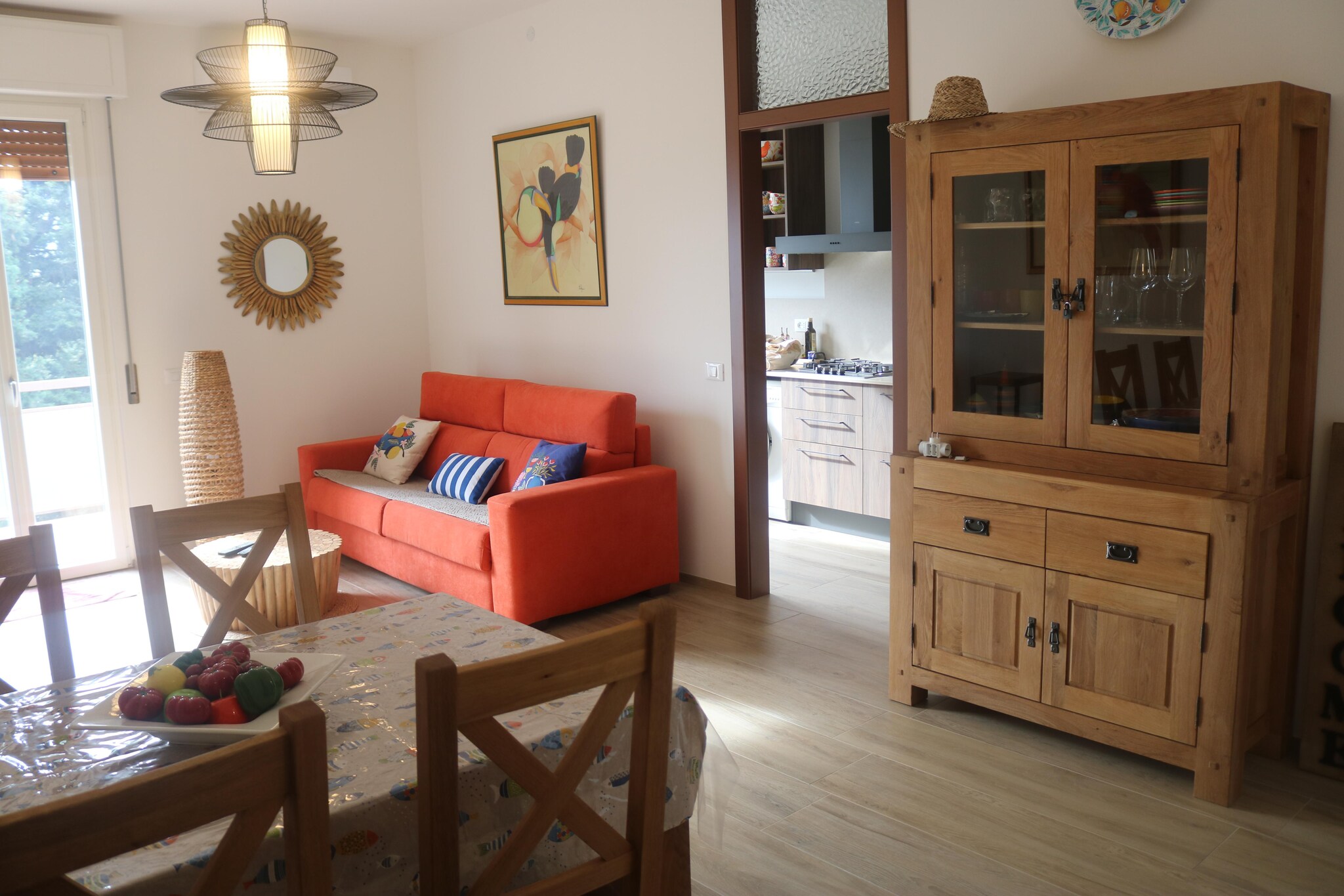 The large three-room apartment with swimming pool, tennis and air conditioning is located near the thermal park of Colà di Lazise "Villa dei Cedri" and offers a convenient solution for those wishing to visit Lazise and Lake Garda.
This apartment has been recently renovated to ensure comfort for a family of 4. The apartment is on the second floor with outdoor parking and has a south-west facing balcony with lake view.
The swimming pool and tennis are available to guests.
The shops in the historic center of the beautiful village of Colà di Lazise are 1000 meters from the apartment, the closest beaches are located in Pacengo di Lazise. The historic center of the capital Lazise can be reached by car in 5 minutes. The parking space is located directly under the house.
Movieland and Caneva Aquapark can be reached in 5 minutes by car (2 Km), Gardaland is also very close (3 Km).Colà is a hilly fraction of the Municipality of Lazise.Every year in August the Ancient popular festival of the Madonna della Neve takes place there.Colà is also famous for its SPA PARK VILLA DEI CEDRI, 13 hectares of well-kept park with lakes and centuries-old trees.The low-mineral thermal water gushes out at 37 degrees and is used to supply a 5000 m2 natural lake and its hydromassage systems.