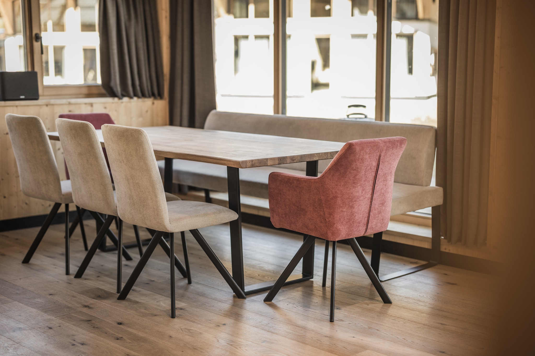 DEIN BICHLBACH Chalet groß-Eetkamer
