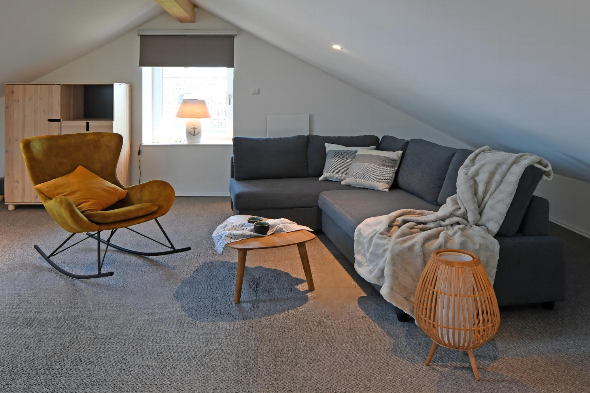 Ground floor: (open kitchen(hob(4 ring stoves, ceramic), electric kettle, toaster, coffee machine, oven, dishwasher, fridge(+ freezer)), Living/diningroom(TV(smart TV), dining table(6 persons), radio), bedroom(double bed(180 x 200 cm)), bedroom(double bed(140 x 200 cm)), bathroom(washbasin, toilet), bathroom(shower, washbasin, toilet), Landing, infrared sauna)\n\nAttic: (Gallery bedroom(double sofa bed))\n\ngrill, washing machine, heating, terrace(roofed), garden, garden furniture, parking, high chair, iron, baby crib(free), Towels/Sheets (extra fee)