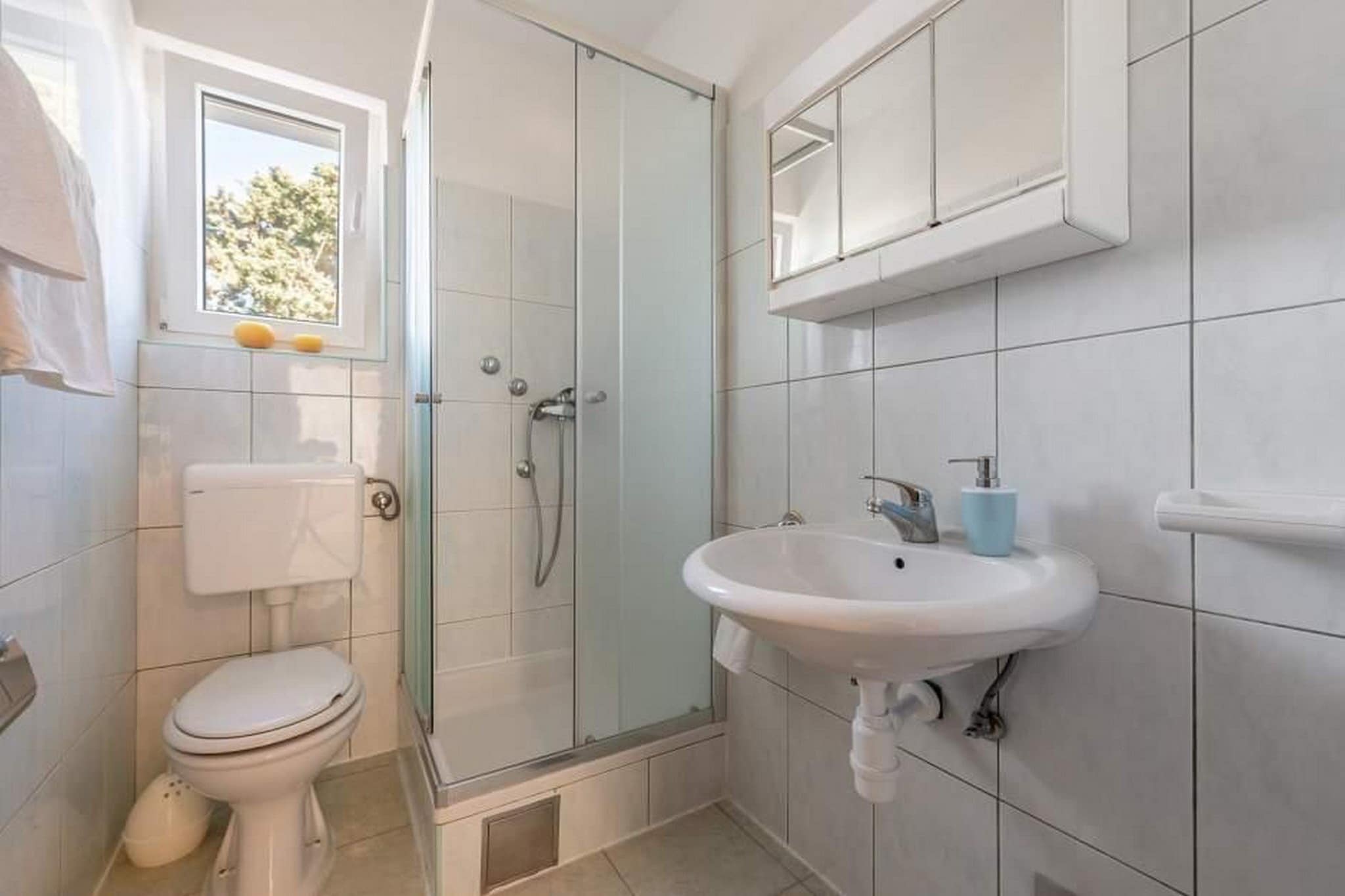 Apartments Anamarija - One Bedroom Apartment with Balcony (A2+2) 6-Badezimmer