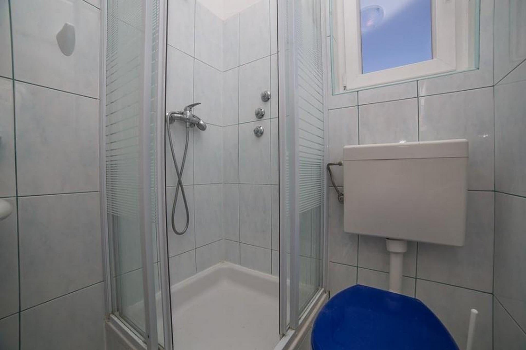 Apartments Anamarija - One Bedroom Apartment with Balcony (A2+2) 6-Badezimmer