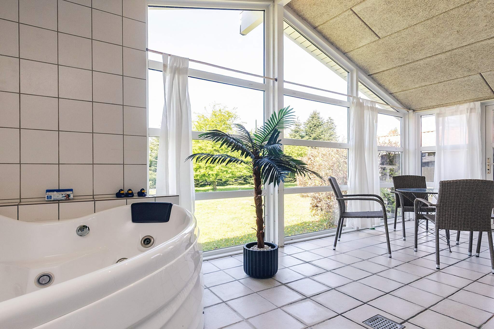 14 Personen Ferienhaus in Væggerløse-By Traum