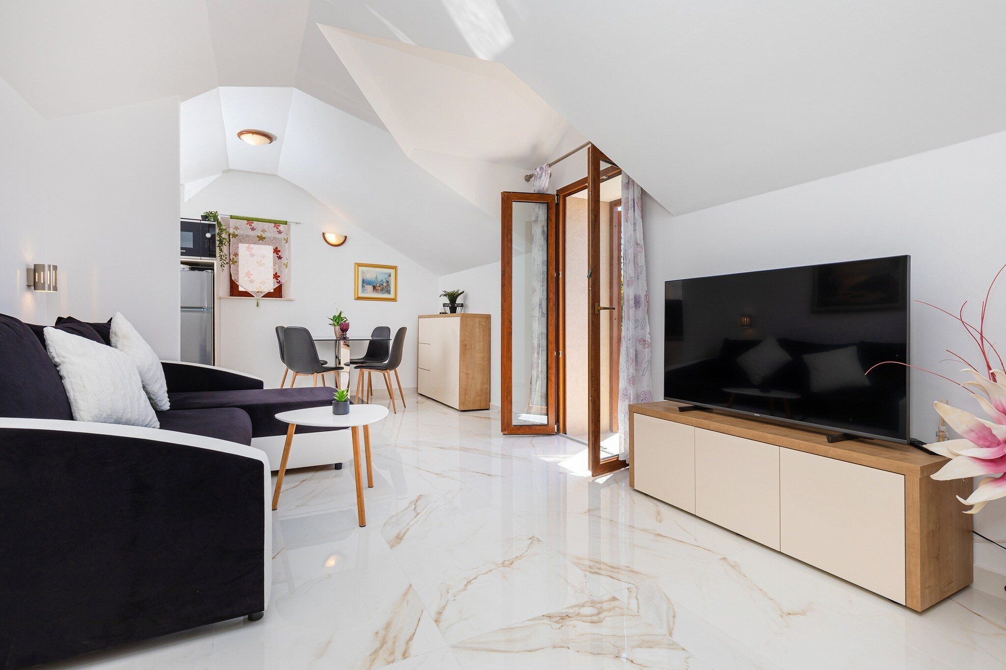 Villa Ana Apartments - One Bedroom Apartment with Balcony and Sea View