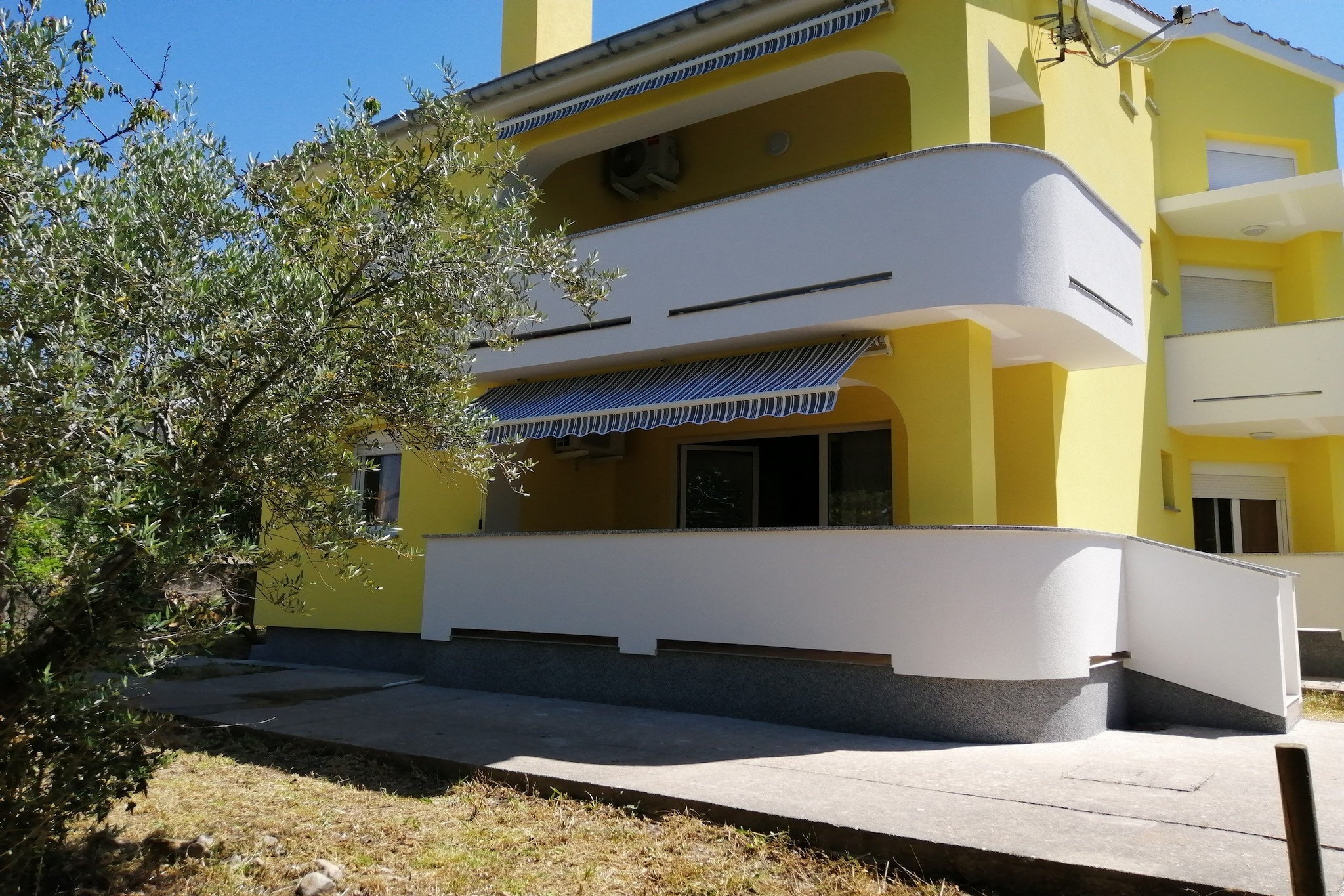 Apartment Marina - Two Bedroom Apartment with Terace-Buitenlucht