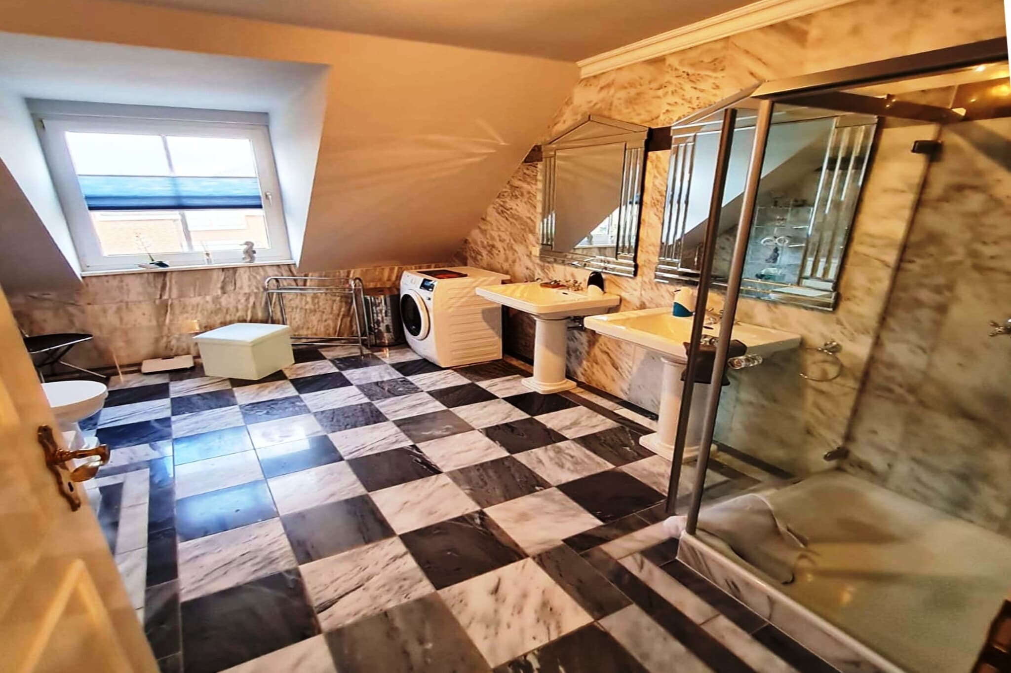 Bojendorf FehAmore 6 P-Badkamer