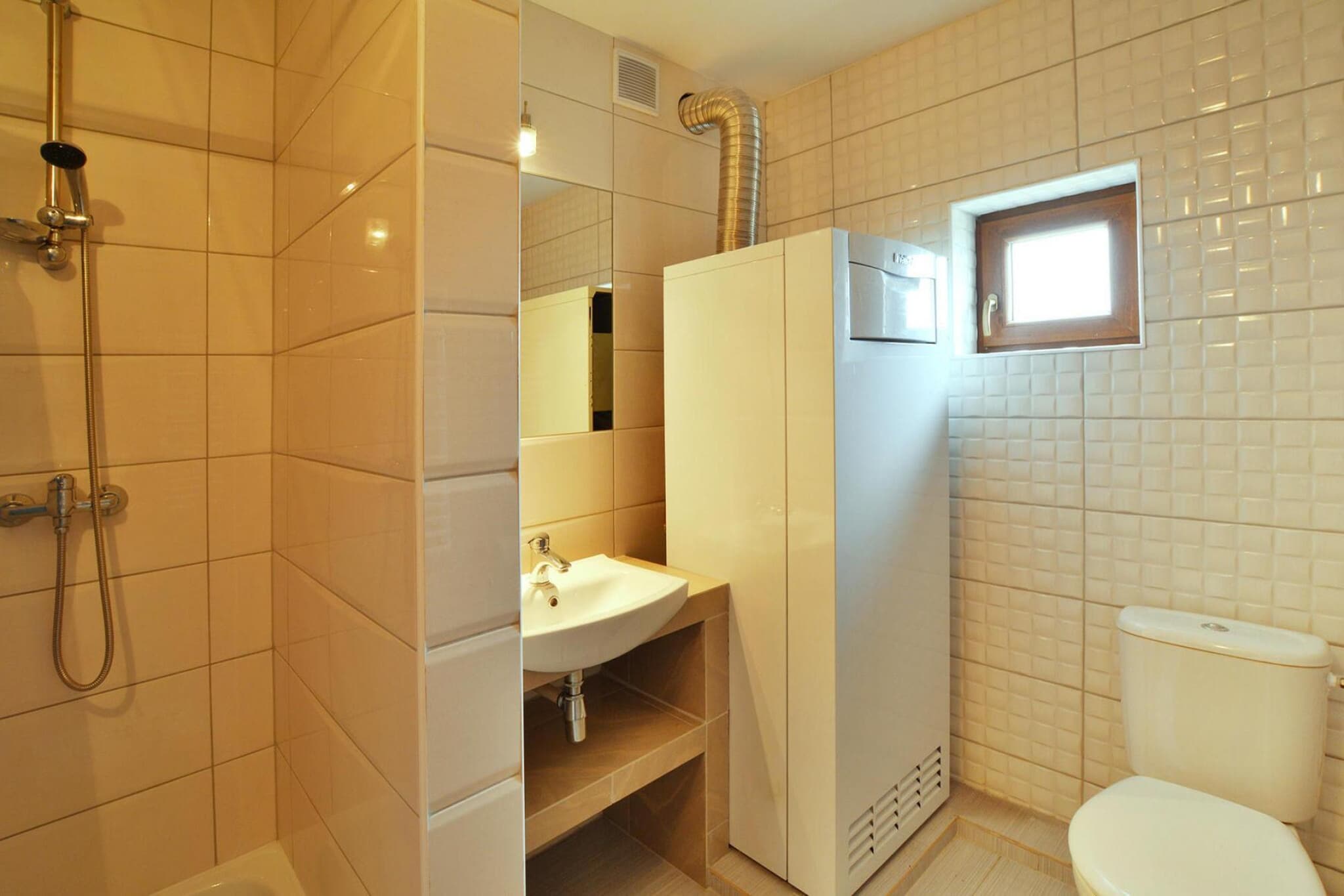 Dom DUŻY 86 m2 dla max 7 osób Sarbinowo-Badezimmer