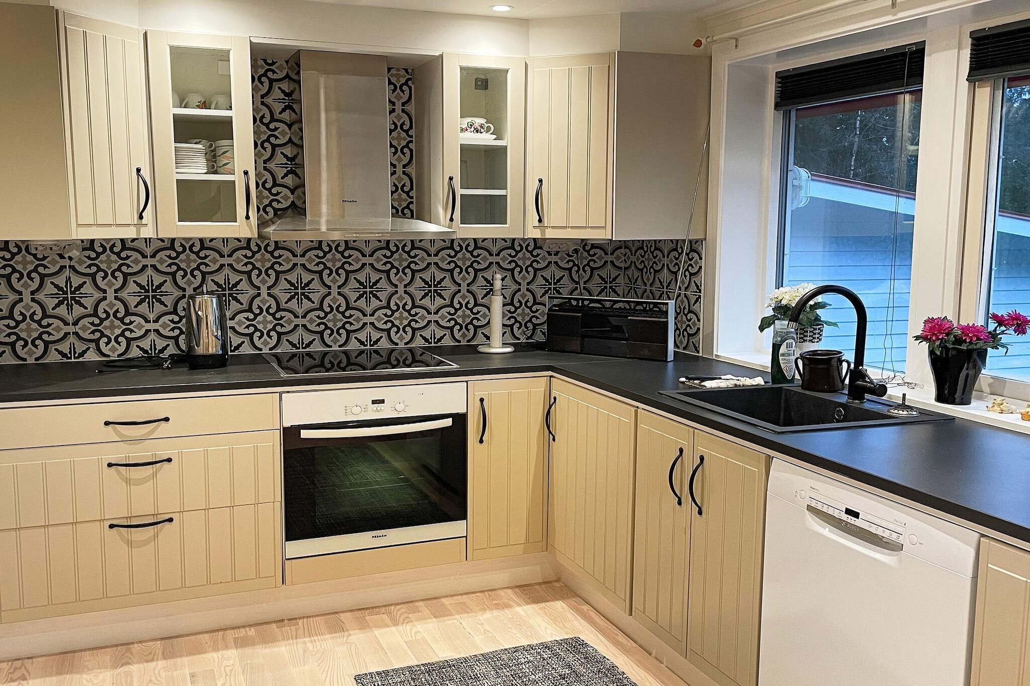 6 person holiday home in PRÃ„SSEBO-By Traum