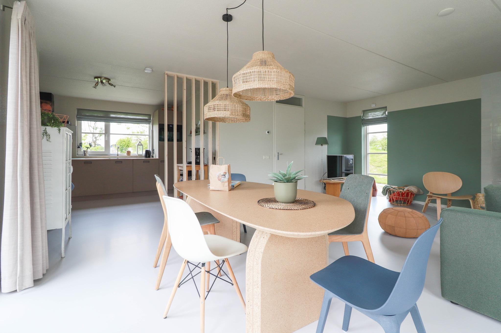 Beach Resort Makkum 24 - Dining room
