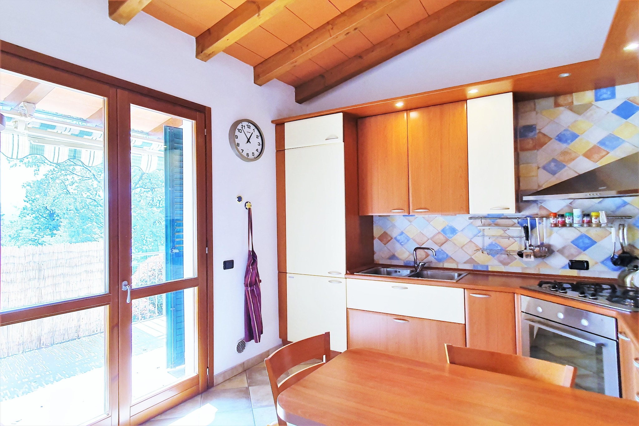 On the 1st floor: (Living room(TV, dining table, seating area), Large kitchen(hob, hood, fridge-freezer, washbasin), bedroom(double bed), bedroom(single bed, single trundle bed), bathroom(shower, washbasin, toilet, bidet, washing machine), bathroom(bath tub, washbasin, toilet, bidet), terrace(private))\n\nparking, swimming pool(shared with other guests, outside), tennis court(shared with other guests)