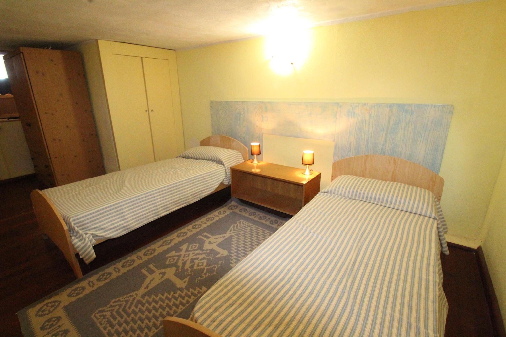 Bed Room