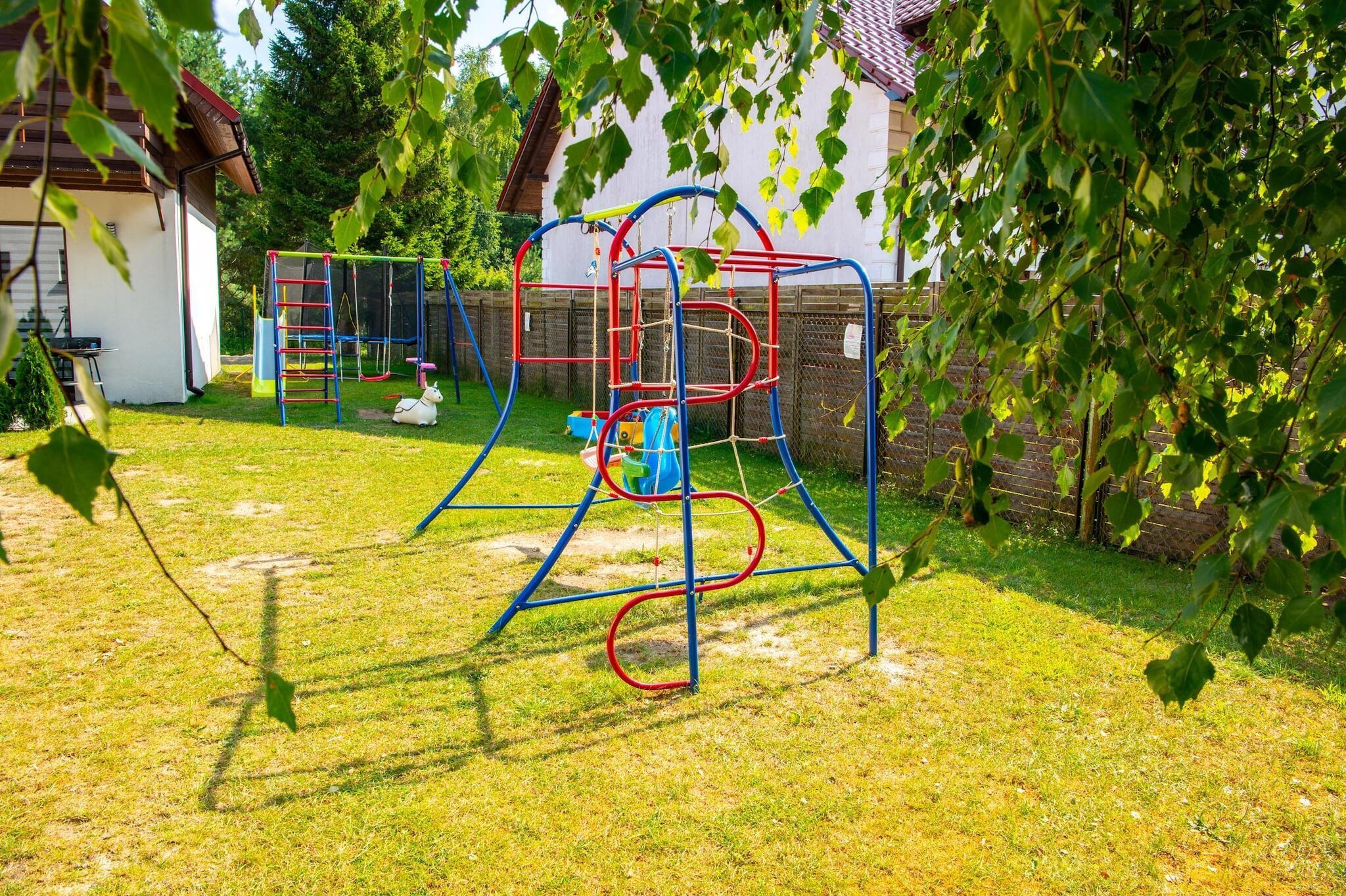Apartament 7-osobowy parter Jarosławiec-Buitenkant zomer