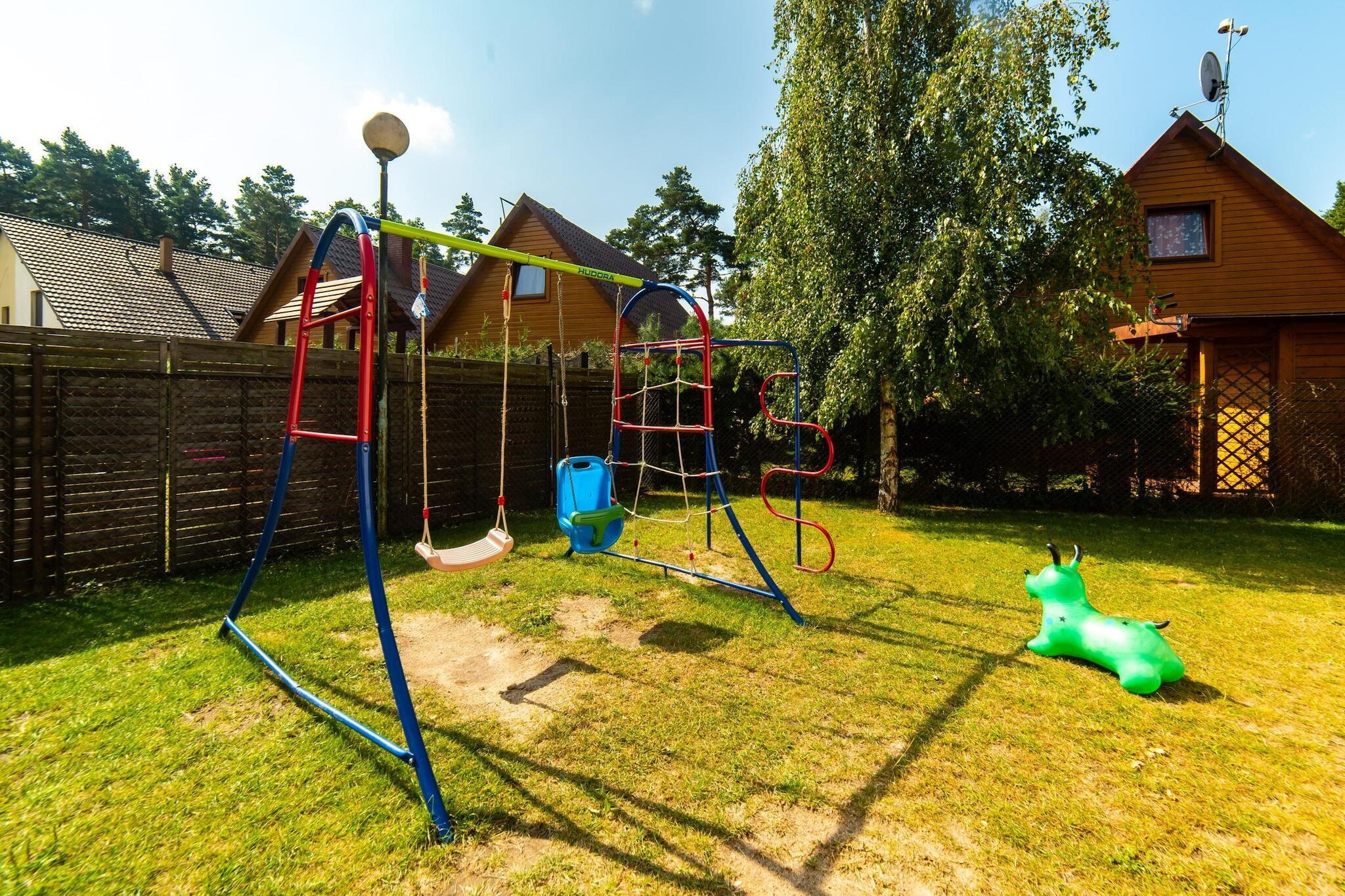 Apartament 7-osobowy parter Jarosławiec-Buitenkant zomer