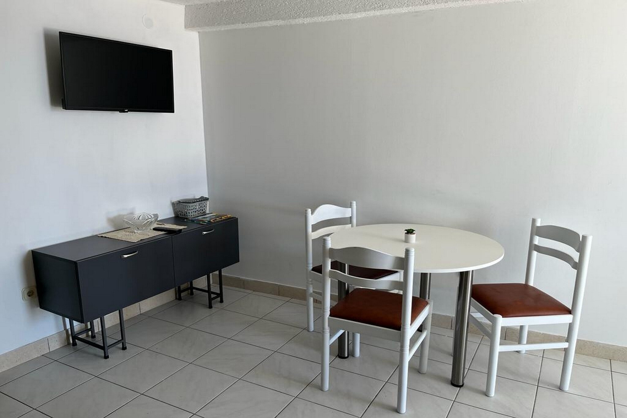 Apartments Leut - One-Bedroom Apartment with Terrace and Sea View