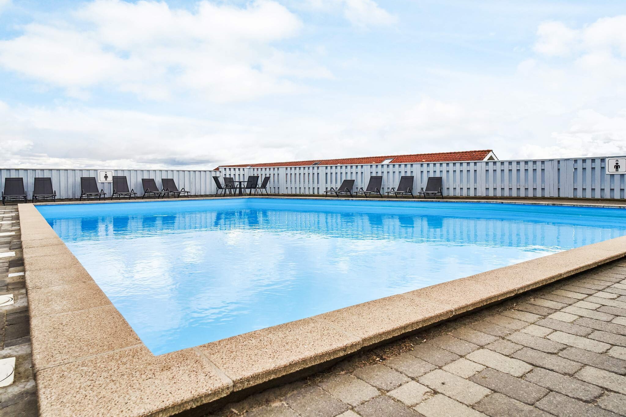 Moderne loft met uitzicht op zee