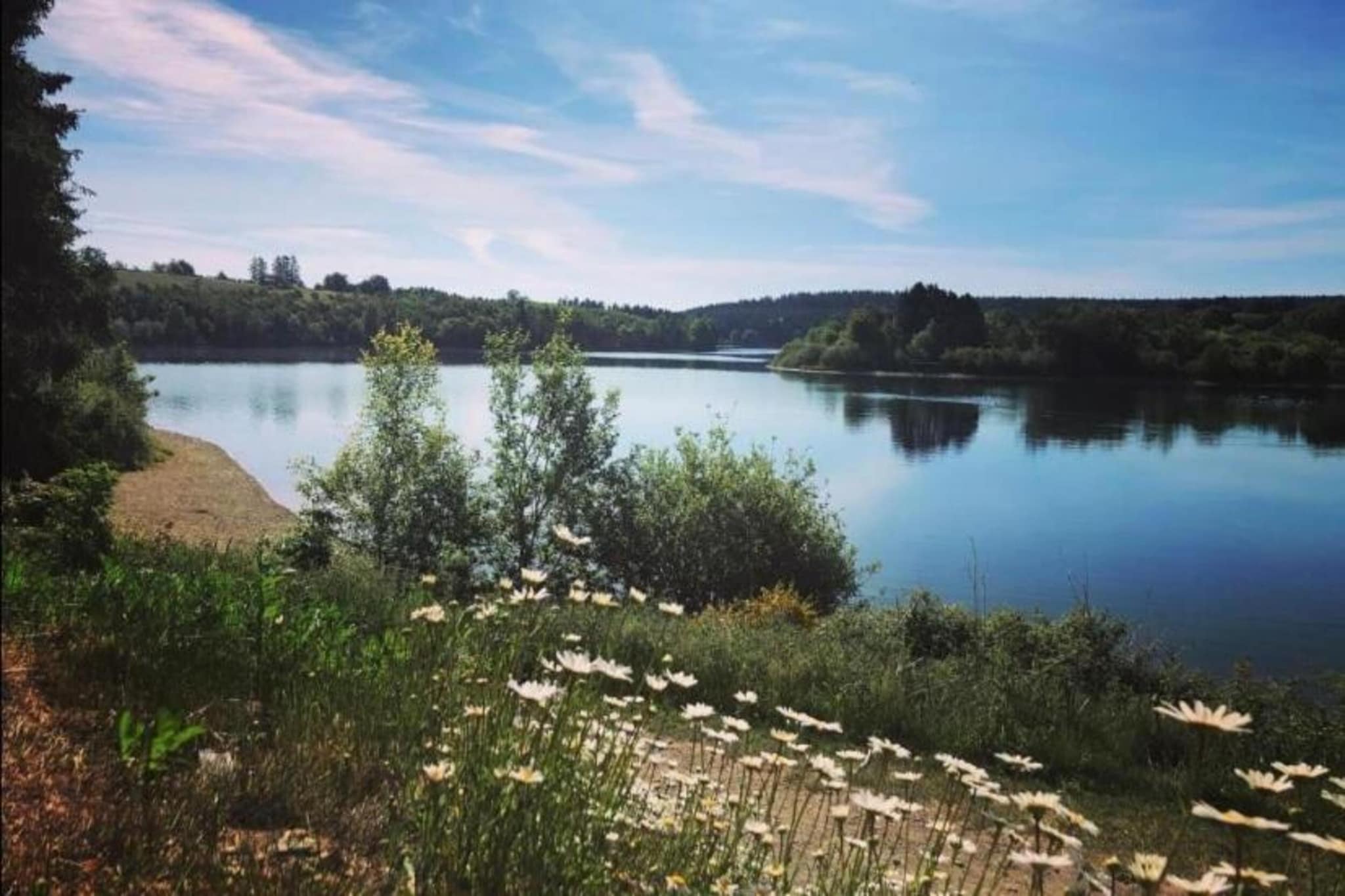 Magnifique maison de vacances pour 10 adultes avec pscine intérieure  Sauna Bains à remous et  Hamam-Zones d'été à 20 km