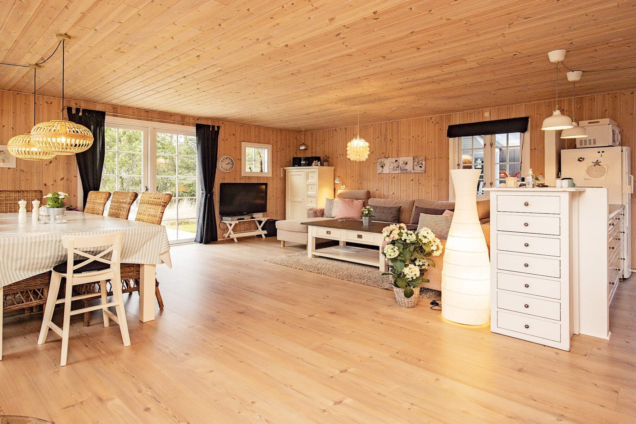 6 person holiday home in Blåvand - Indoor