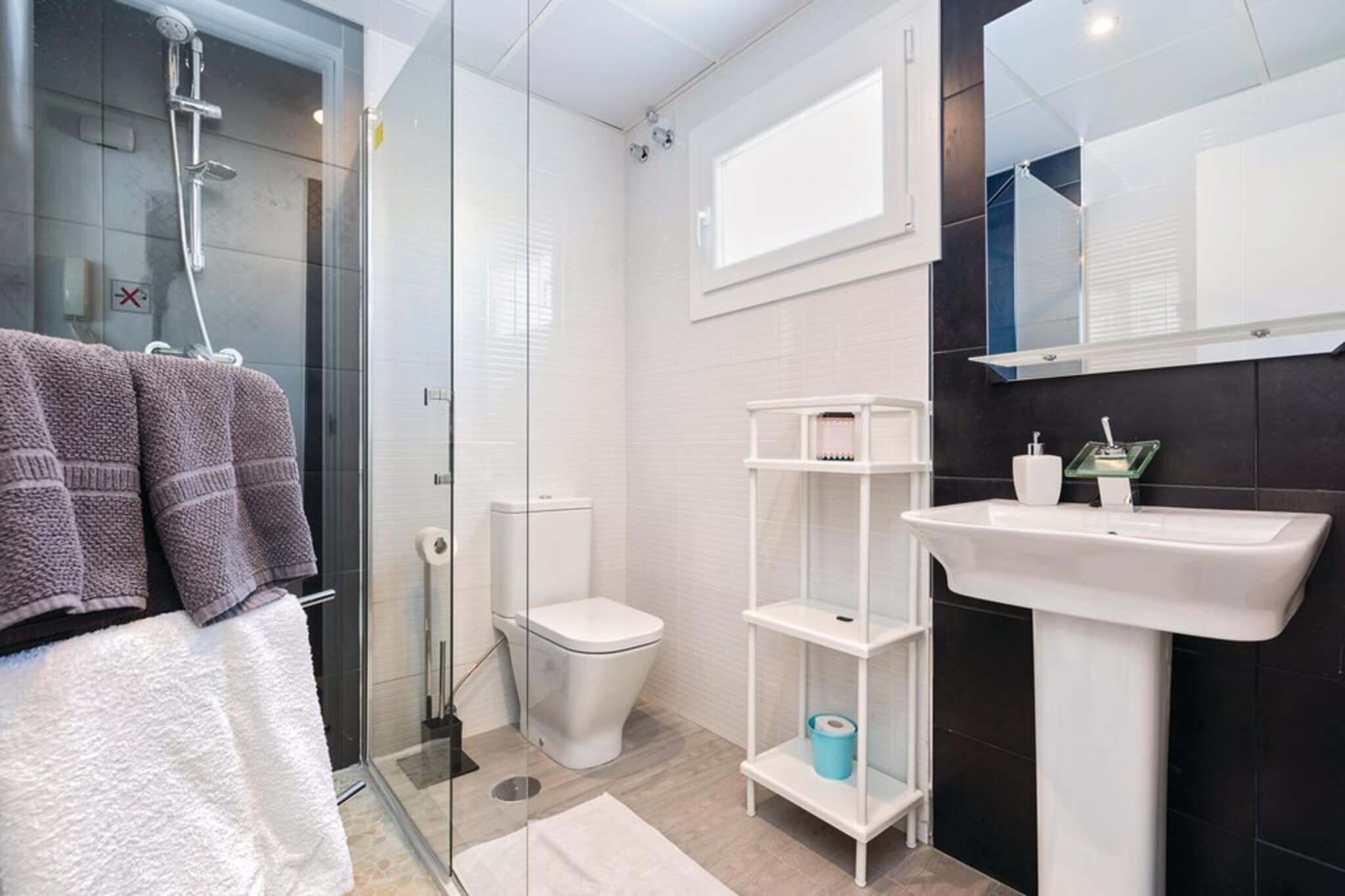 Pearl of Algaida CT 190-Badezimmer
