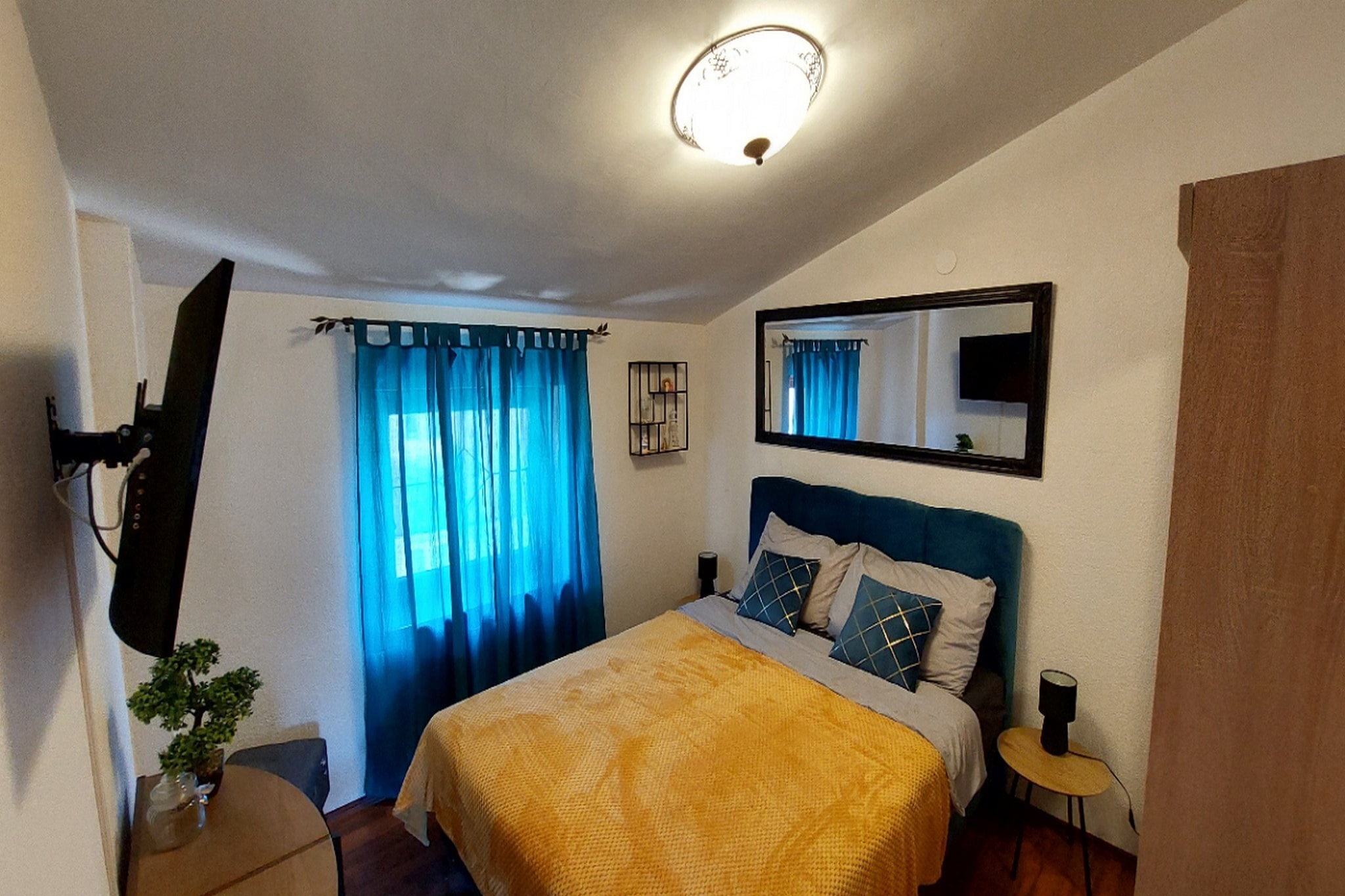 Rooms Argo- Premium Double Room  (Tirkizna) - Bedroom