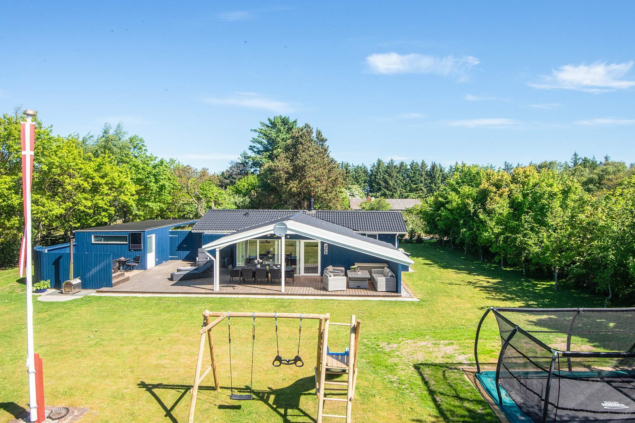 6 person holiday home in Ulfborg
