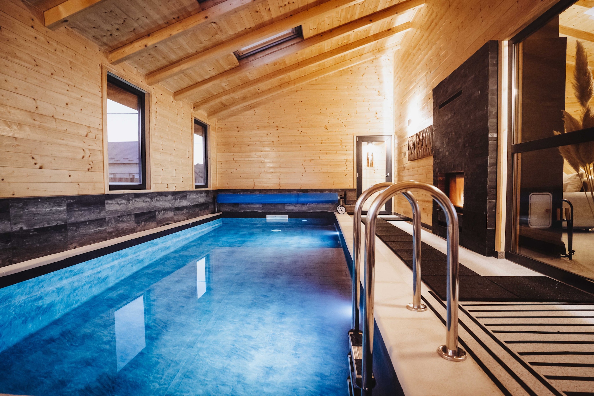 Holiday Home Nightswim Inn - Two Bedroom Holiday Home with Swimming Pool-Swimming pool