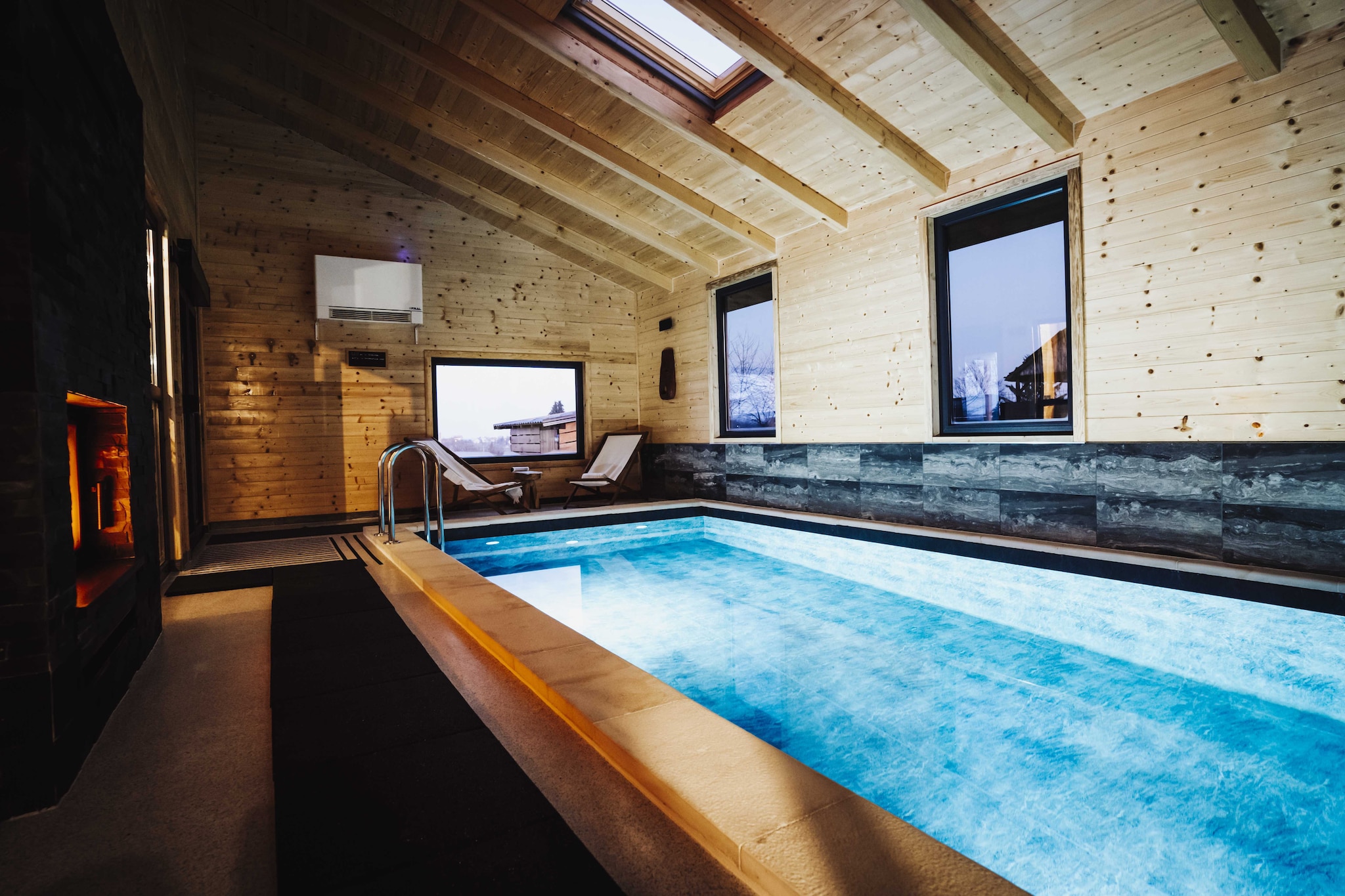 Holiday Home Nightswim Inn - Two Bedroom Holiday Home with Swimming Pool-Swimming pool