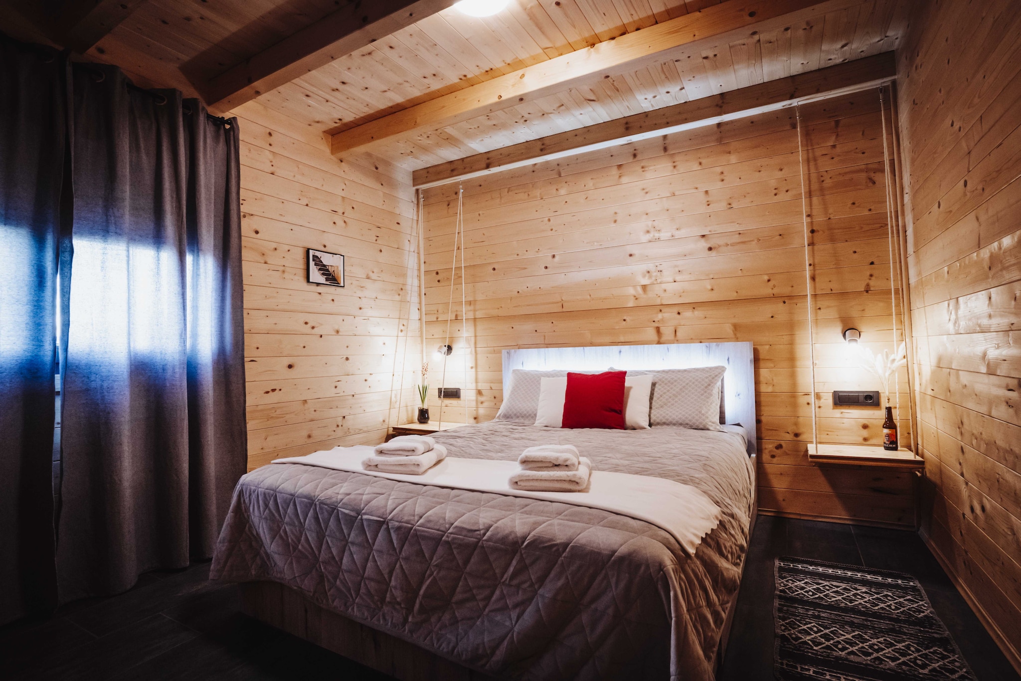 Holiday Home Nightswim Inn - Two Bedroom Holiday Home with Swimming Pool-Bedroom