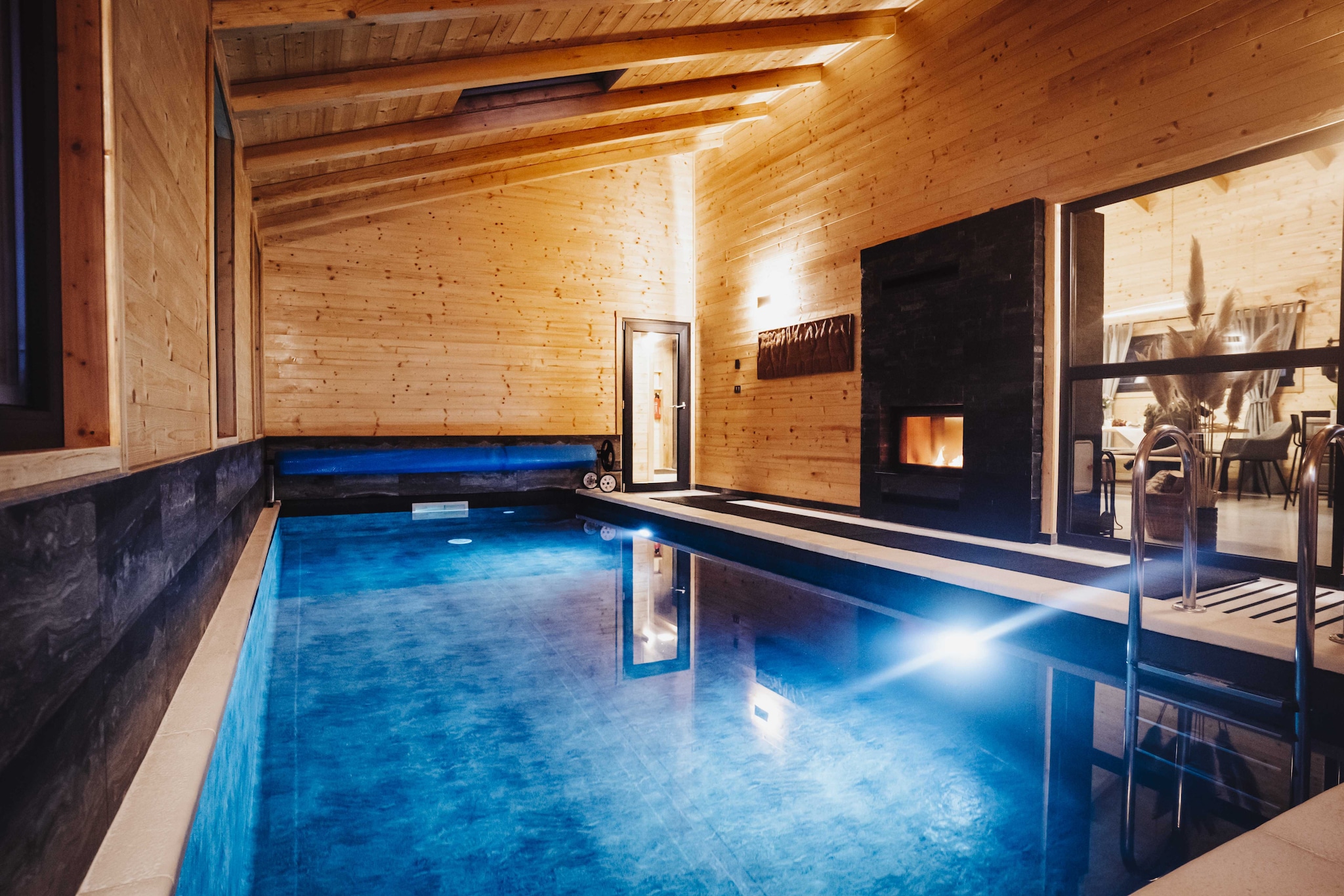 Holiday Home Nightswim Inn - Two Bedroom Holiday Home with Swimming Pool-Swimming pool