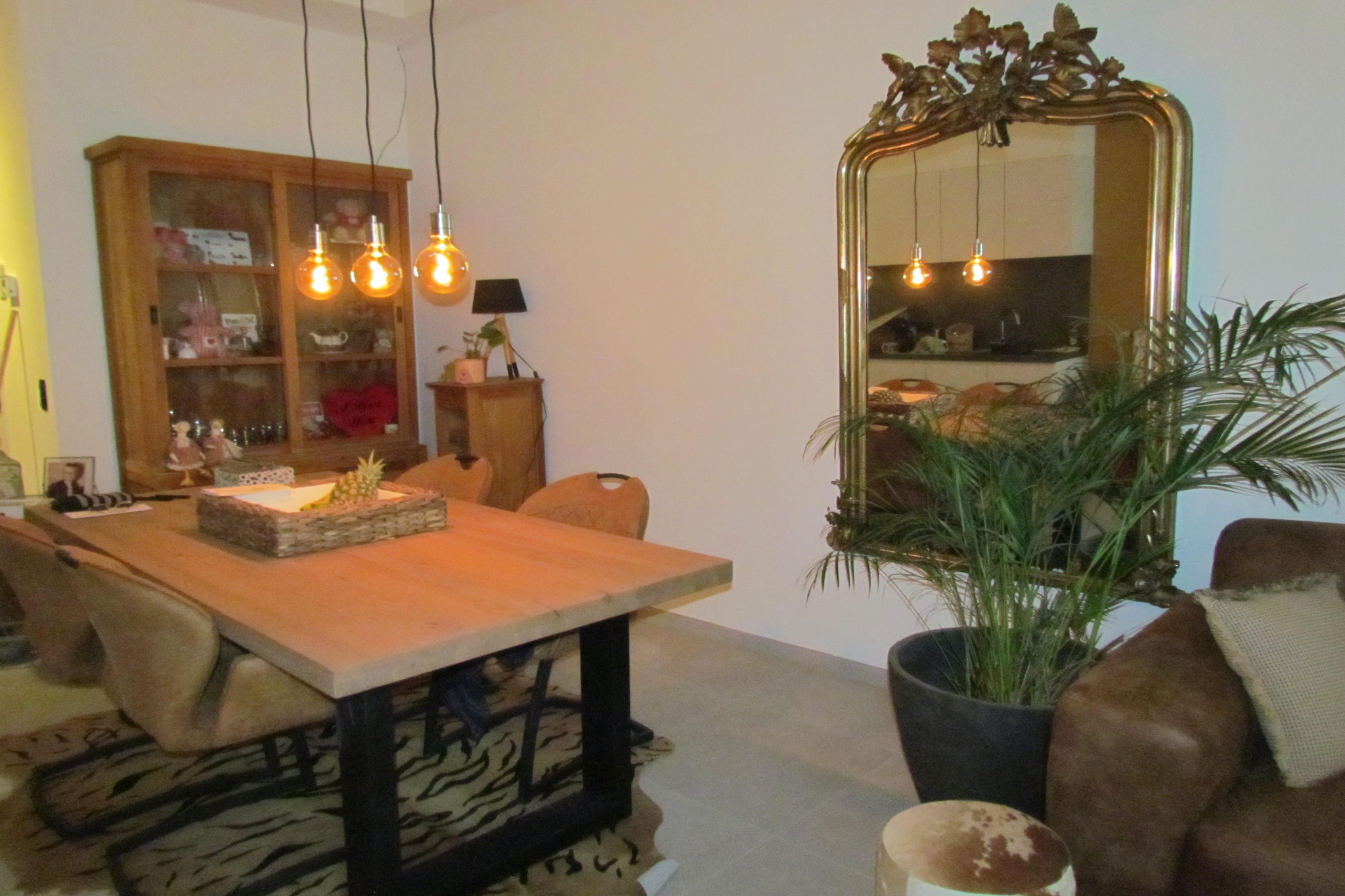 Seabird-Dining room
