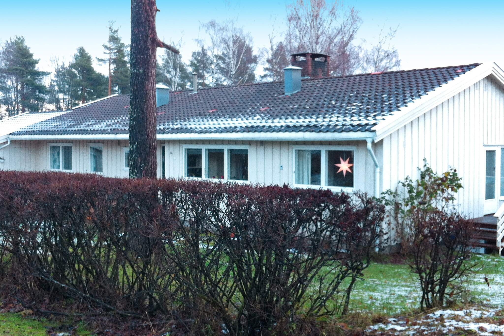 Great holiday home on Nesøya just 150 meters from the fjord. Large terrace with a view to the Oslofjord. Boat included in the price. The entrance is on the first floor where there is a large living room with two dining areas and a lovely view. Large terrace outside the living room. Three large bedrooms, one with a double bed and two with a double sofa bed. Bathroom with toilet, spa and shower. On the ground floor, there is a living room with a fireplace, a small bedroom with a bunk bed and a single bed and a bathroom with shower and “pumpedoâ€/toilet; it works like a normal toilet but makes a bit of noise when you flush. There is a sauna directly from the bathroom on this floor and washing machine available in the storage room. Outside, there is a large terrace and a pleasant barbecue area under a roof. Large garden with trampoline. Under the garage part, there is an apartment that is rented out all year. The person who lives there does not use the terraces and outdoor areas belonging to the house and will not be a nuisance to holiday guests. Nesøya offers great scenery, nice hiking trails and great swimming opportunities. It is only 20 minutes to Aker Brygge and Oslo's bustling summer life. Great holiday house for both city breaks and relaxation. A small boat is included in the rent, as well as 4 Inter medium windsurfing boards and a kayak. Lots of life jackets available. Larger boat for rent. Public beach 150 meters from the house and a beach only for a few neighbors 250 meters away. Great opportunities for swimming, fishing, and great boat trips. Several bicycles included should you wish to go on a bike ride. Short journey by boat to Aker Brygge or Drøbak, both with guest piers. There is a tennis court nearby that can be used but this needs to be arranged with the owner in advance. This is a quiet and peaceful area best suited for one or two families on holiday. Not rented out to youth groups.