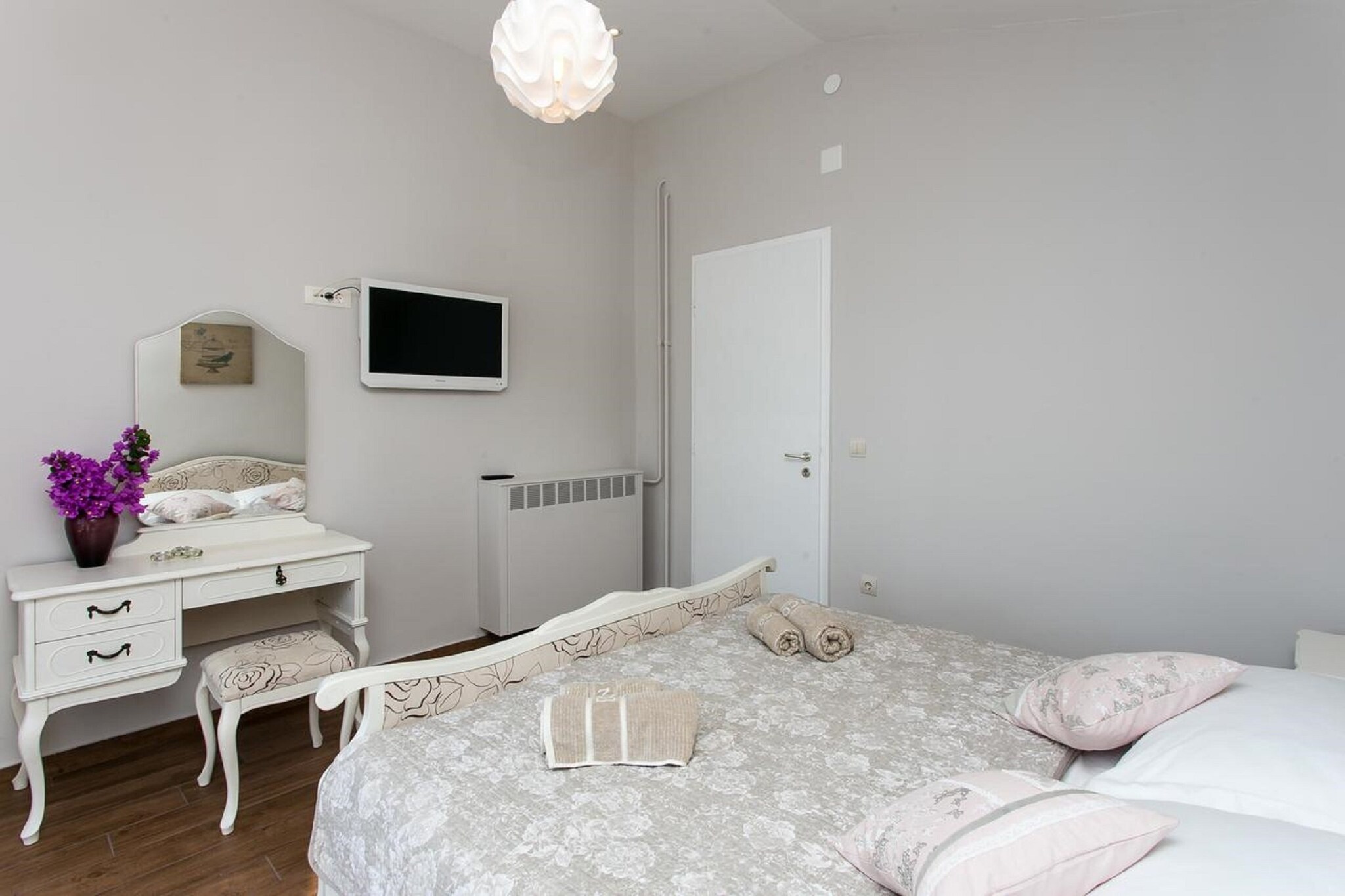 Bed Room