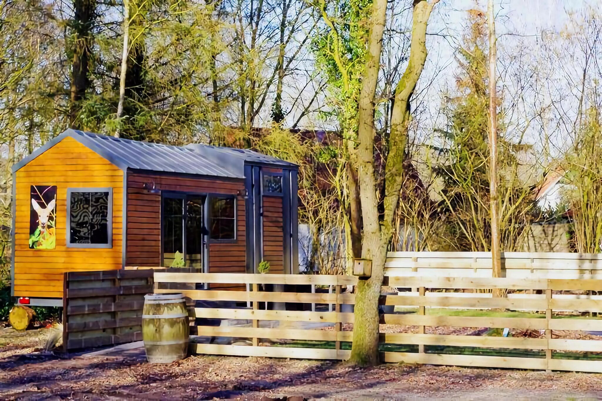 Tiny House in Hoogersmilde met tuin en parkeergelegenheid