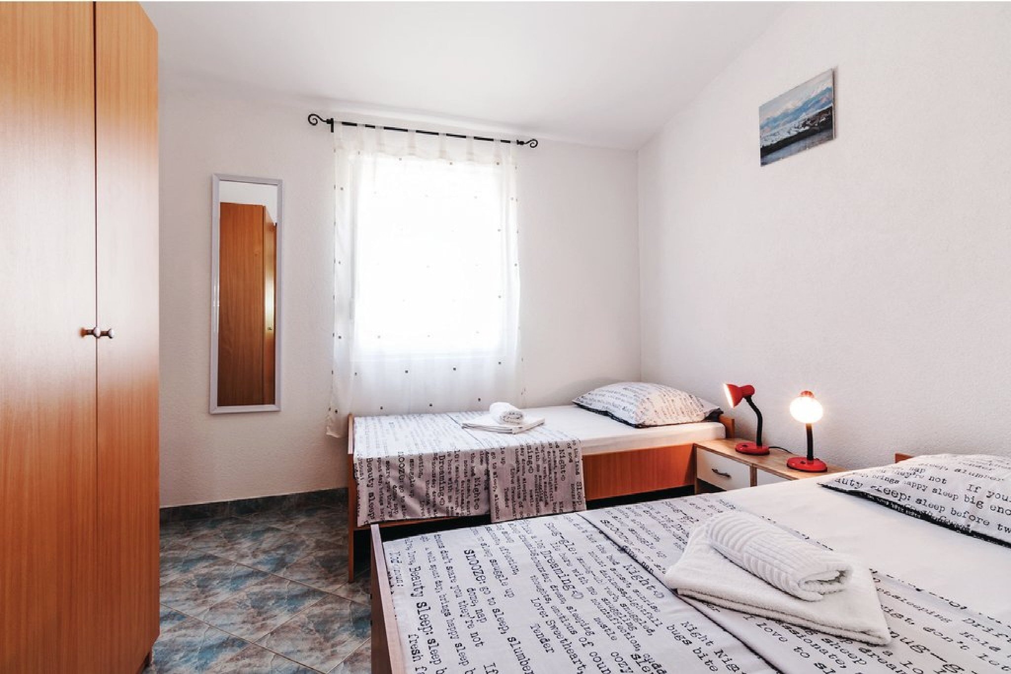 Apartments Hak - One Bedroom Apartment with Terrace and Sea view