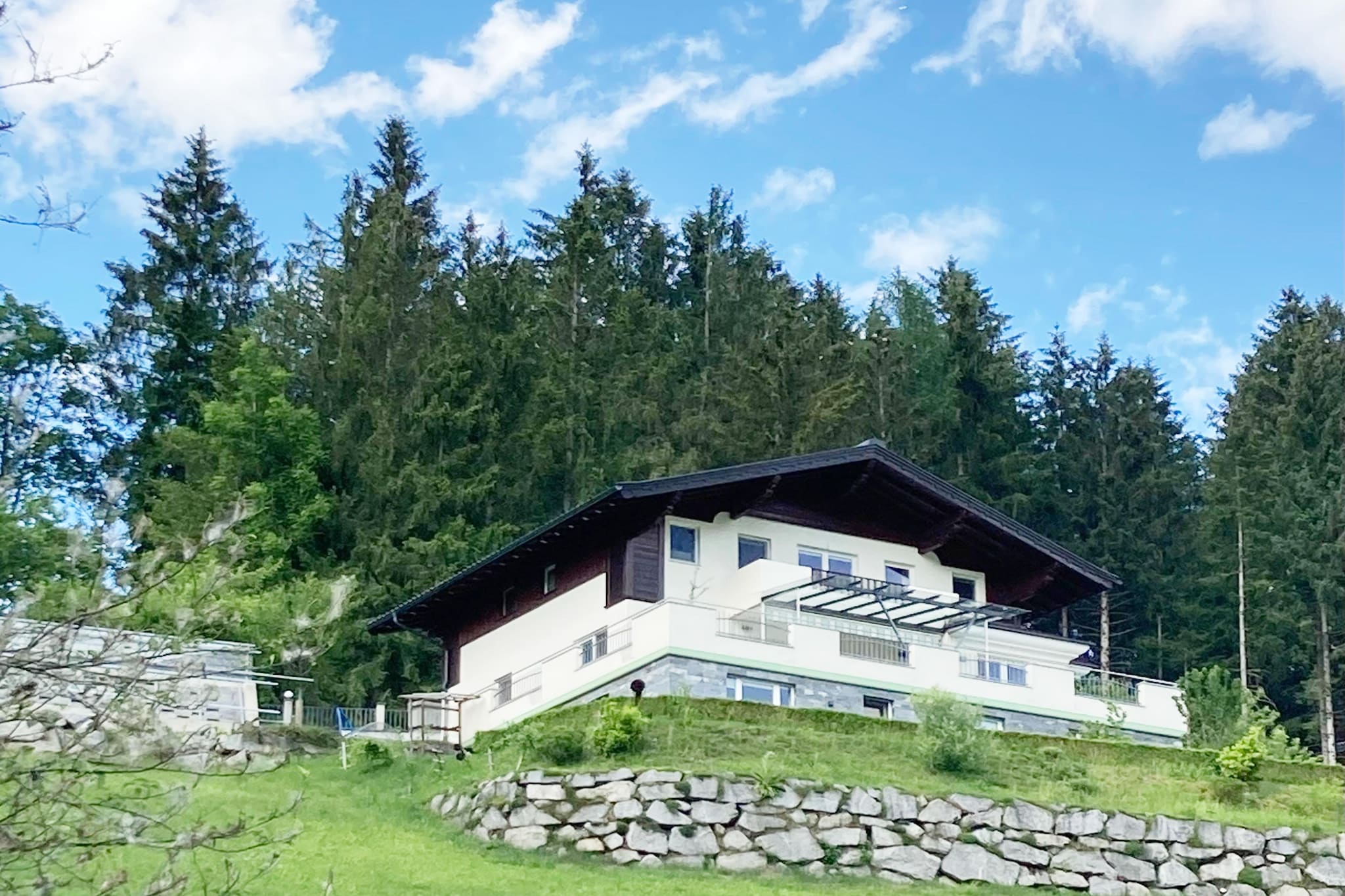 Exterior Summer