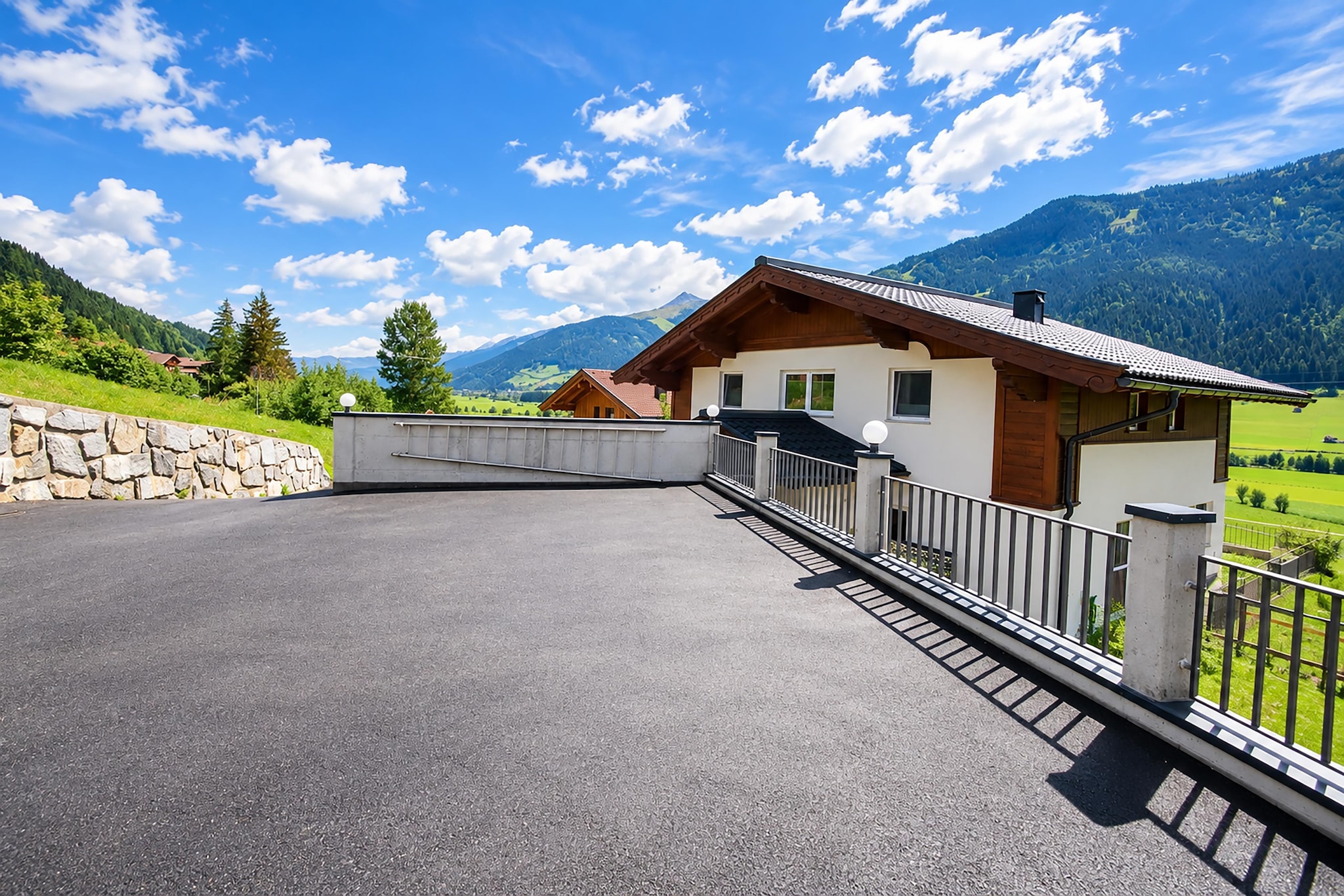 Appartement Pinzgau - Buitenkant zomer