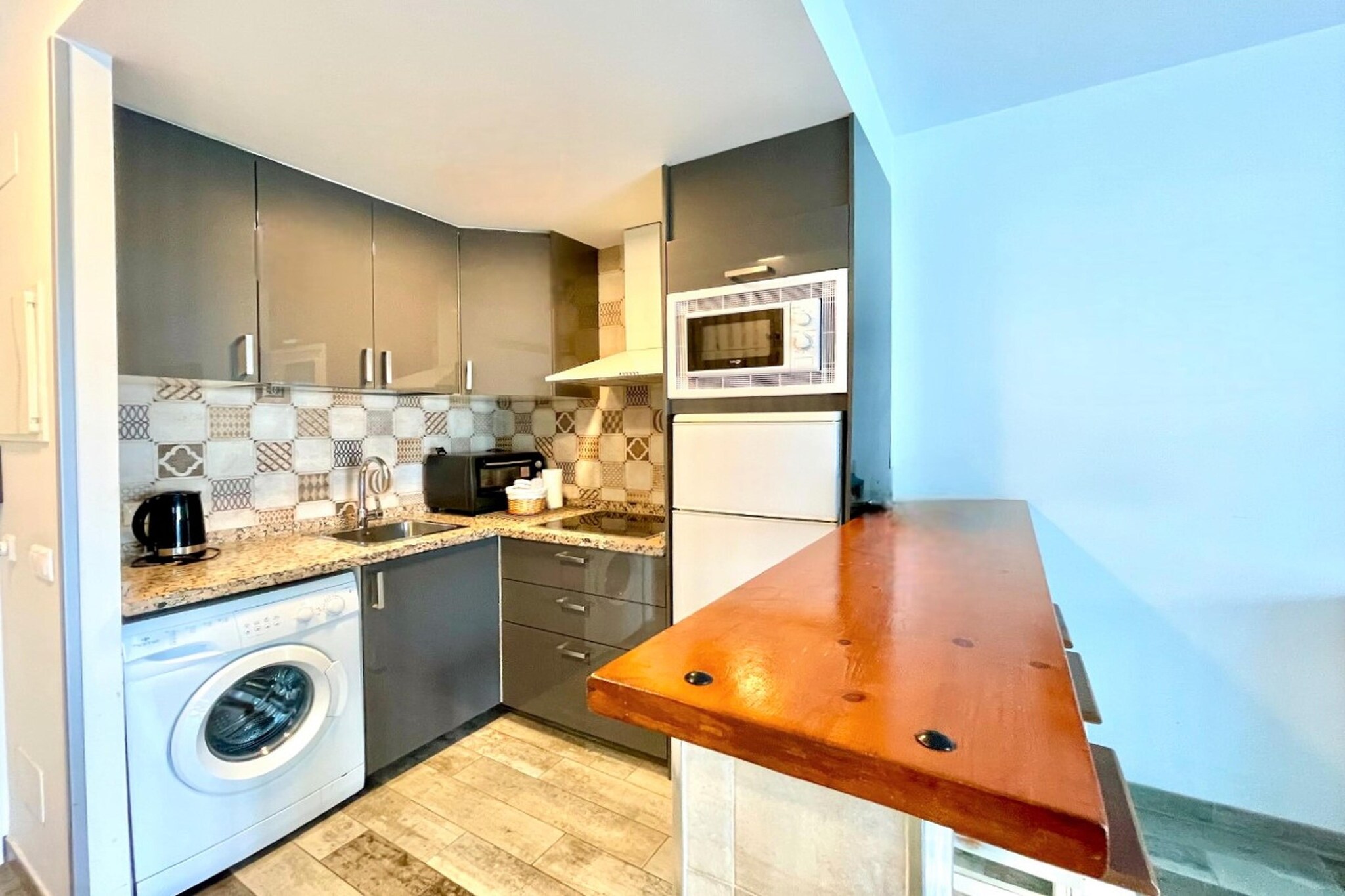 Beachfront Apartment with Terrace