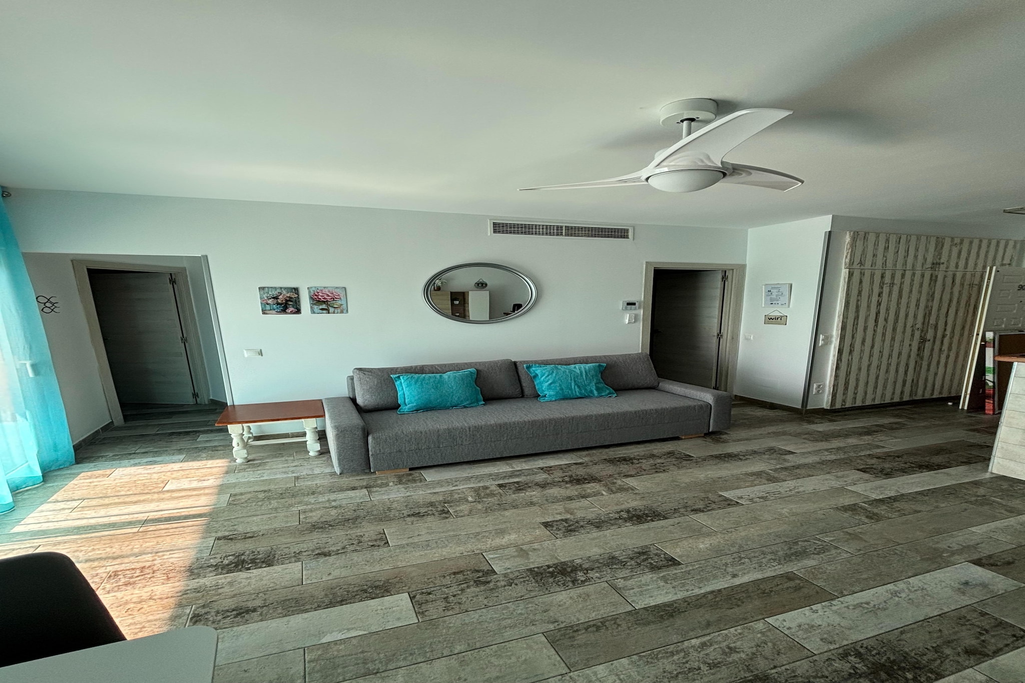 Apartamento con terraza panorámica en Playa Benalmádena