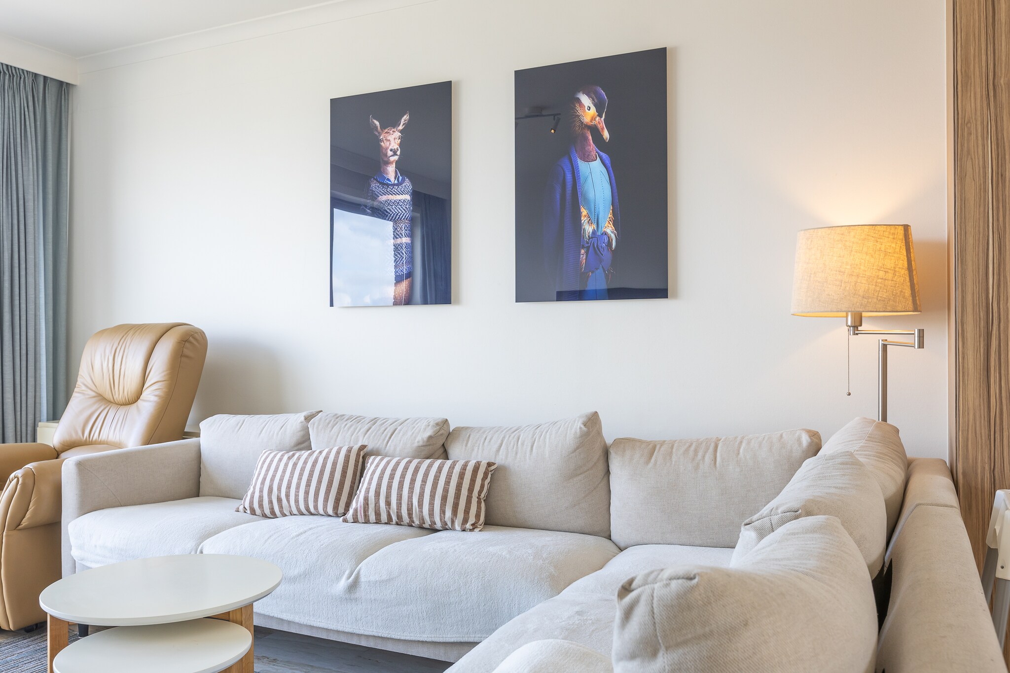 Perched on the 10th floor, this elegant penthouse offers a panoramic seaside escape in Middelkerke. With three bedrooms, two with double beds and one with bunk beds, itâ€™s ideal for families or groups of up to 6 guests. The cozy living room opens onto a spacious rooftop terrace with breathtaking sea views, perfect for morning coffee or sunset dining.

The luxurious open-plan kitchen is fully equipped with modern appliances, while two bathrooms,one with a shower and one with a bathtub, provide added comfort. A separate guest toilet, storage room with washing machine and tumble dryer, and a second sun-facing terrace with views of the hinterland complete the space. WiFi and a private garage are included.

Centrally located, the penthouse is within walking distance of shops and the tram stop, offering easy access to the beach and nearby attractions. Whether you're here for a relaxing retreat or coastal adventure, this penthouse delivers style, space, and unforgettable views.