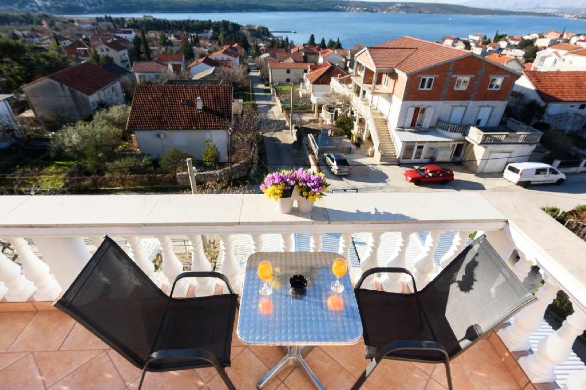 Apartments Milic are located  in small place Karin Gornji, approximately 45 kilometers away from Zadar.

A common BBQ grill is at your disposal, which makes this place a perfect spot for a nice and relaxing vacation. 

Private parking is provided,reservation is not needed. 

A baby cot and highchair are available upon request. 

Laundry room is available with an additional coast of 5euros.

The property has a restaurant on-site and seasonal pool.

This studio apartment with sea view can accommodate up to four people.  It features SAT LCD TV as well as air-conditioning. The kitchenette is equipped with refrigerator, water kettle, freezer, stove, kitchen utensils and dining area. The private bathroom comes with shower and toilet.  Bed linen as well towels are at your disposal.

This location is perfect for guests who love to enjoy the sun and the sea, being close to the touristic center, but far enough to avoid the crowds and keep their peace and privacy. The closest sandy beach is 500 m away from Šljunčana beach. All You need can be found within 50 m range, such as restaurants, grocery store.

Airport is 23 km away, while bus stop is only 500 m away.