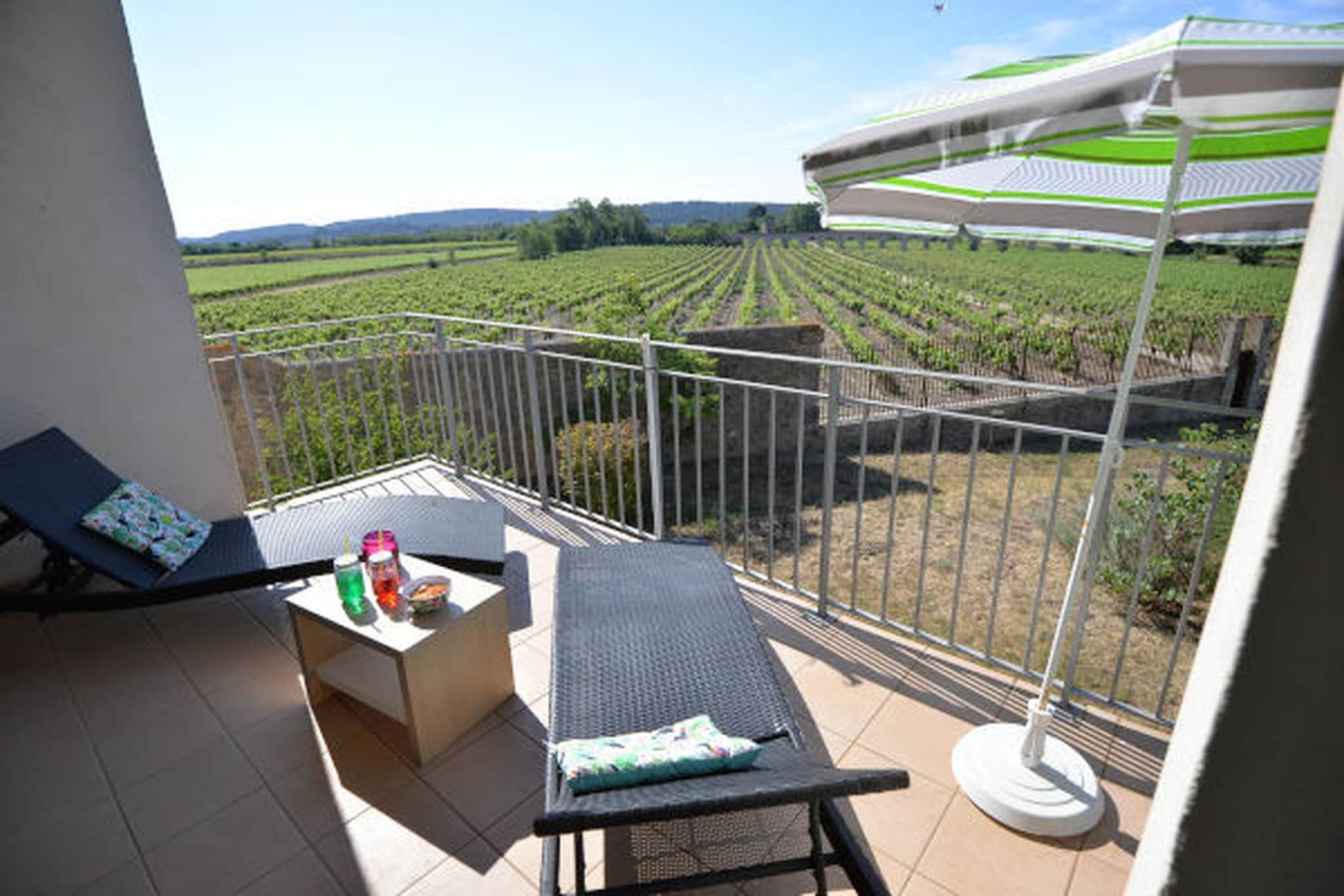 Résidence du Château de Jouarres - Azille // Apt 3 P 6 pers - Terrasbalkon