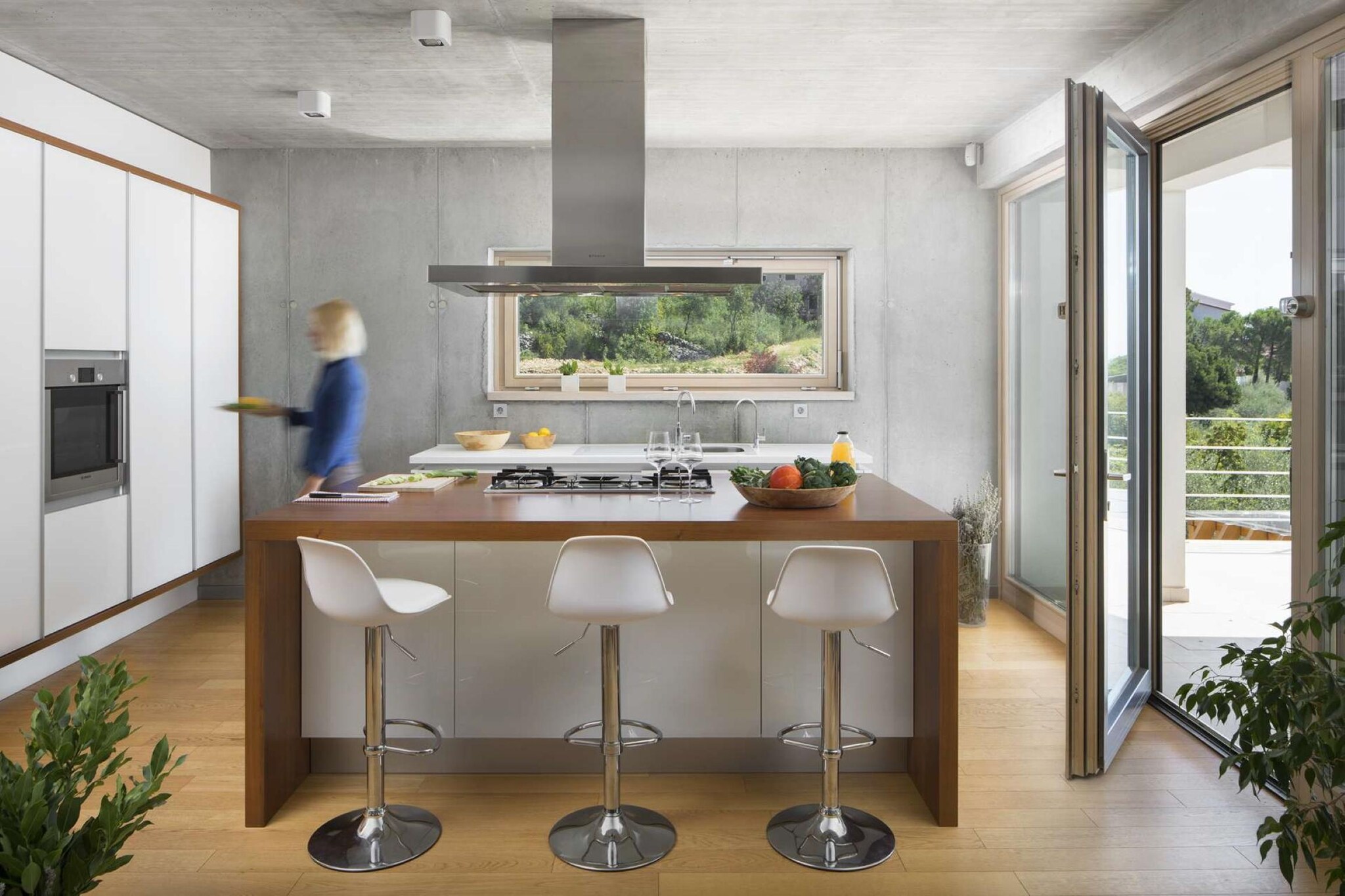 Spacious Villa with Pool