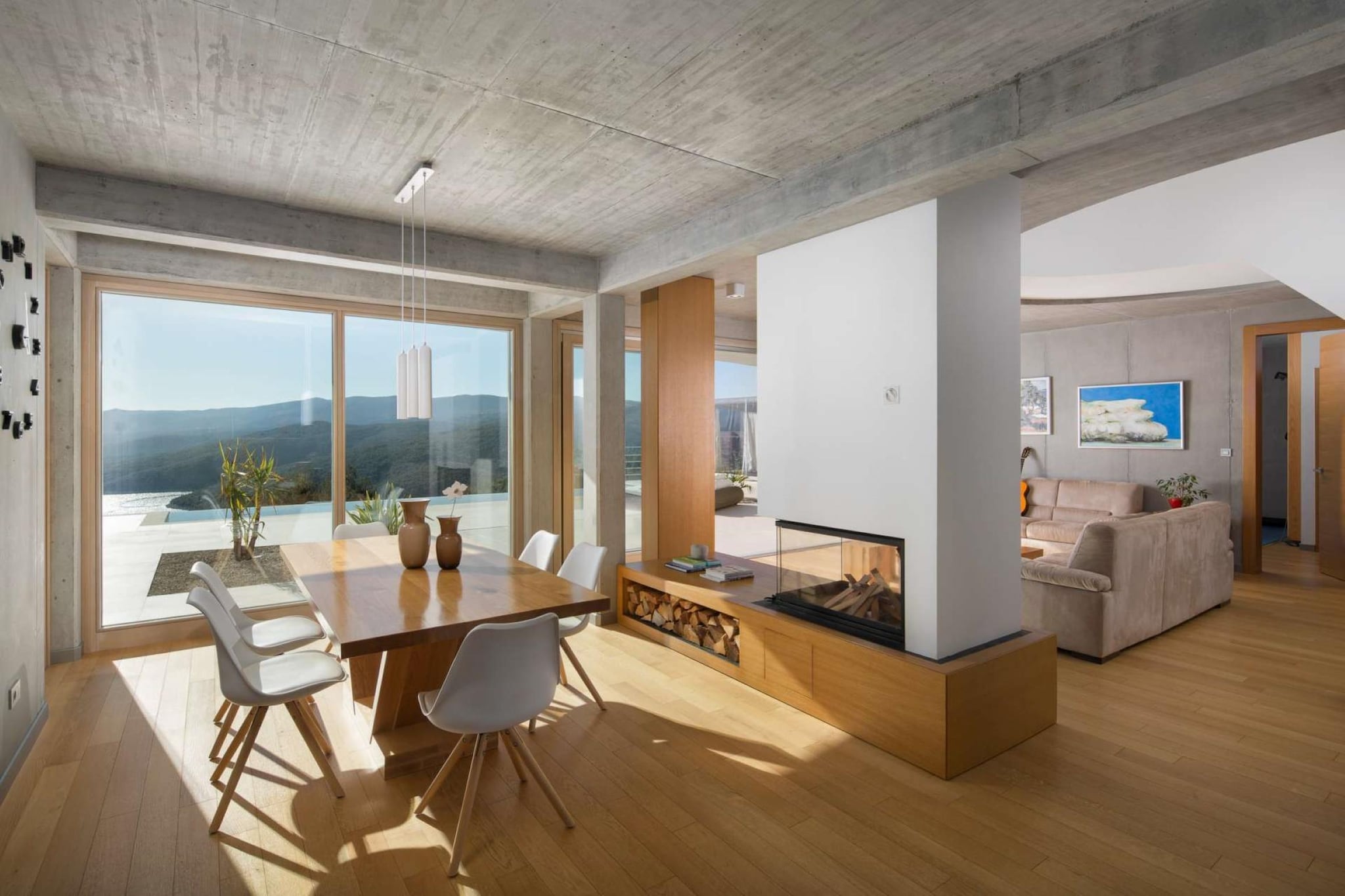 Spacious Villa with Pool